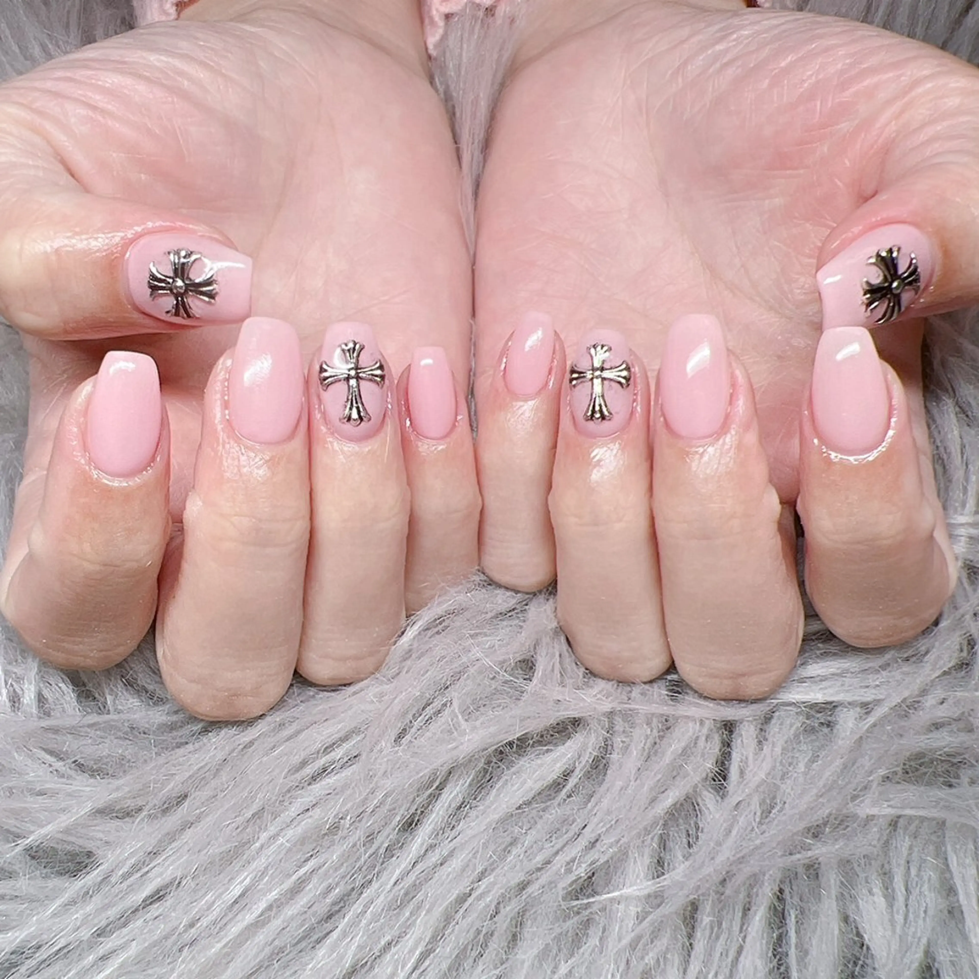 ネイル 個室ネイルサロンDolly Girl〜ドーリーガール〜所属・DollyGirl KYOKOのネイルデザイン