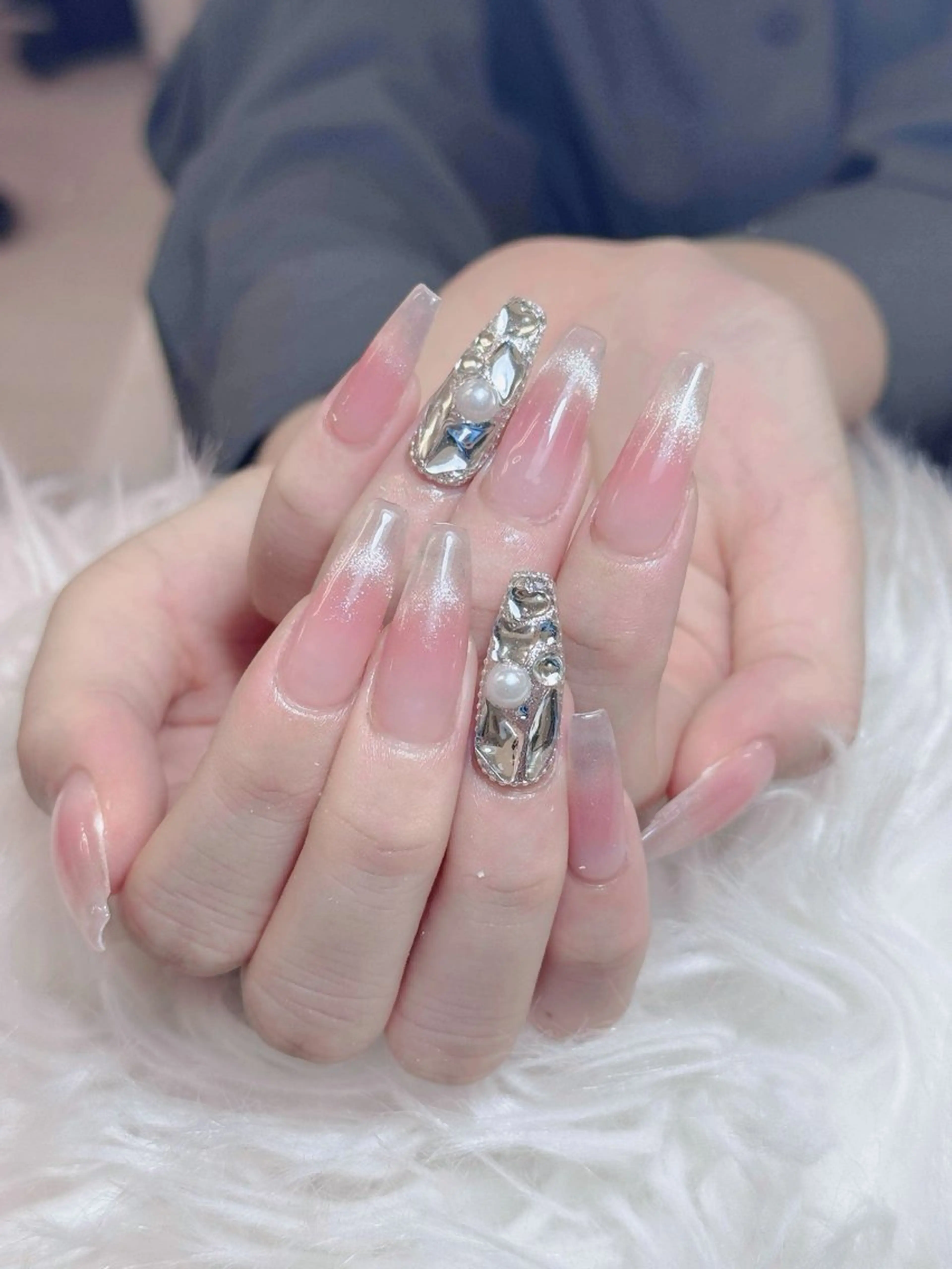 ネイル ジェルネイル 韓国ネイル マグネットネイル ネイルチップ 冬ネイル Lenie Nail Salonのネイルデザイン