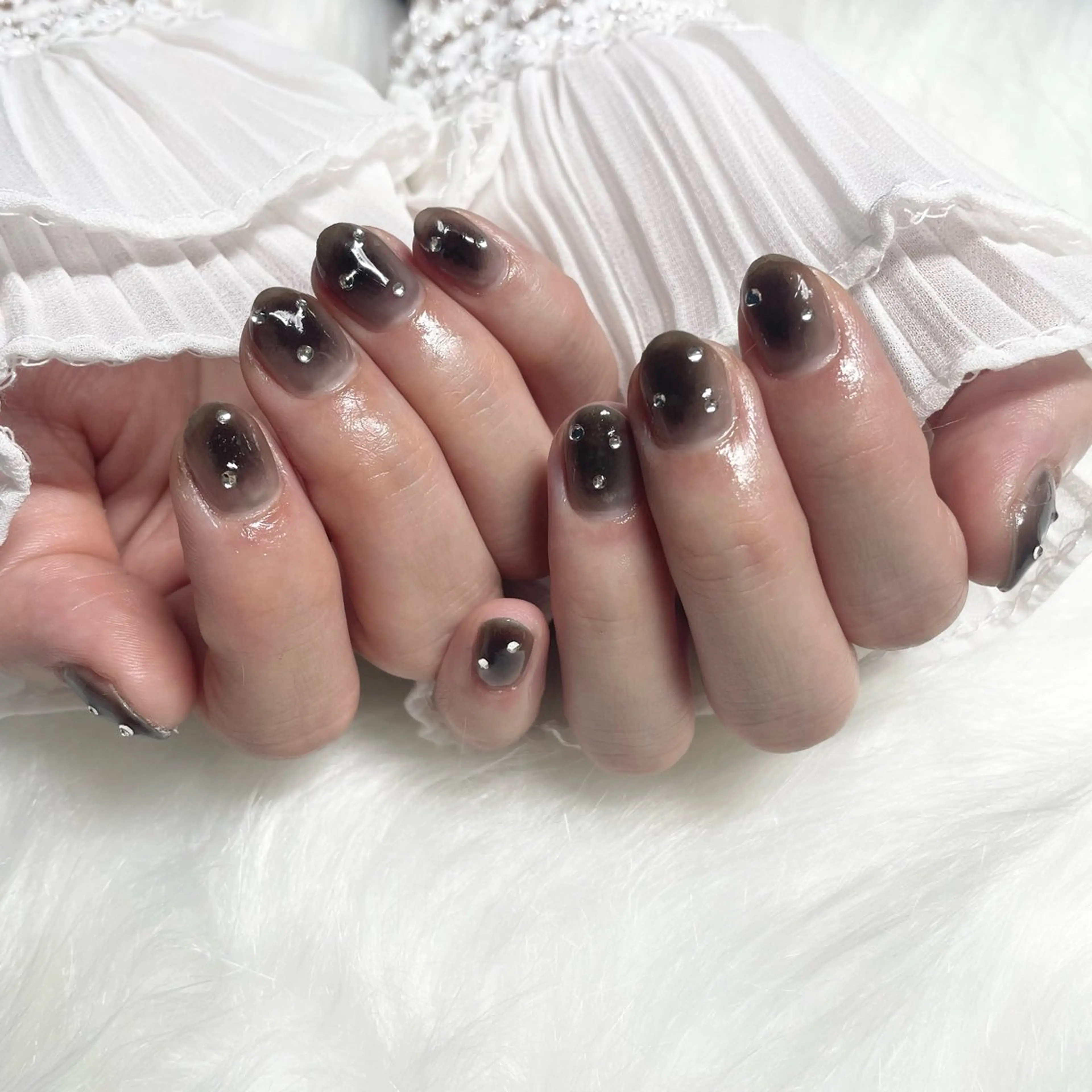 ネイル Viola. TOMOMIのネイルデザイン