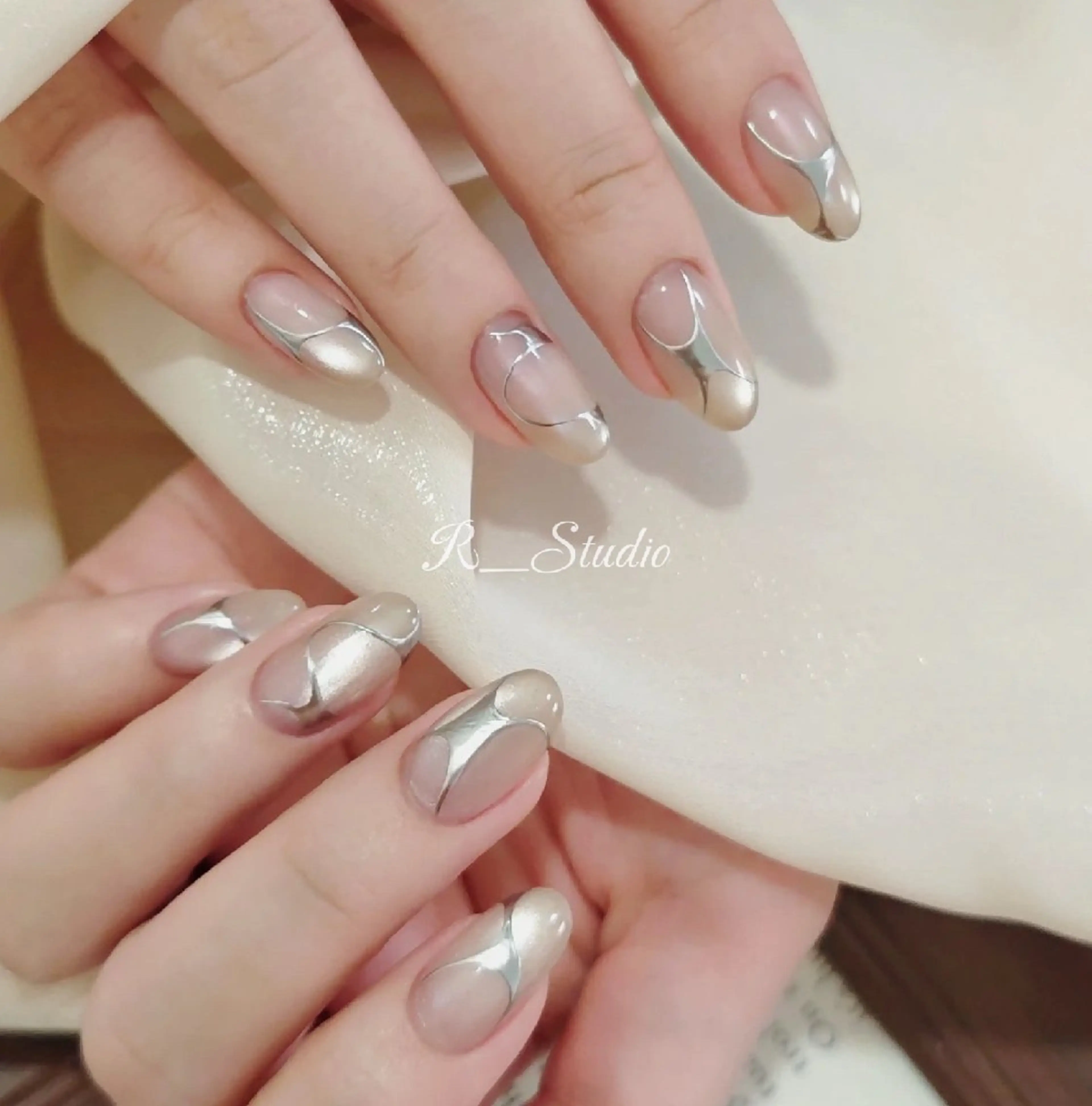 ネイル 氷ネイル・うるうるネイル 韓国ネイル ラメ(グリッター) シンプルネイル ✨モデル募集✨ まつ毛のマツエク・マツパデザイン