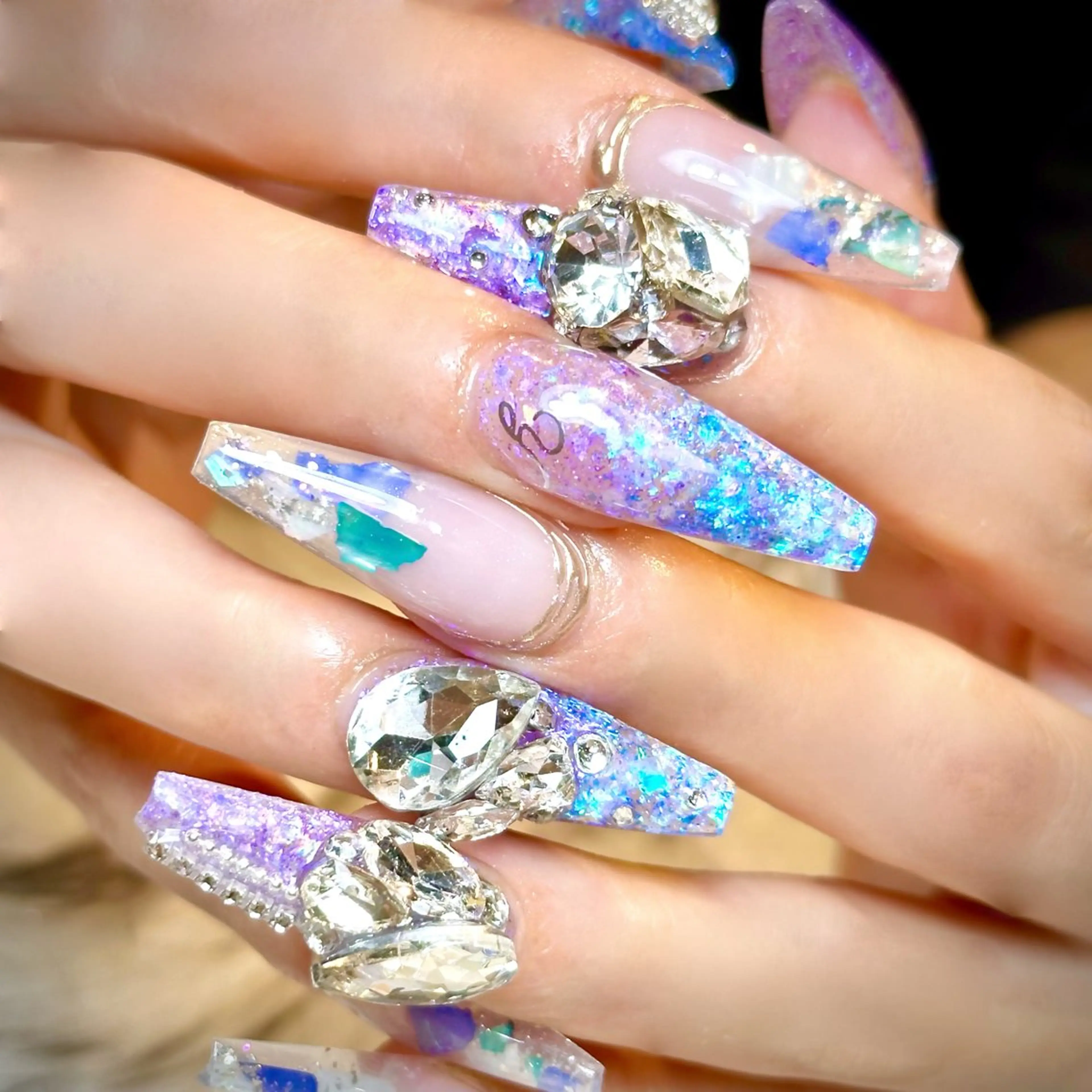 ネイル nail salon  DIA所属・出羽 奈津季のネイルデザイン