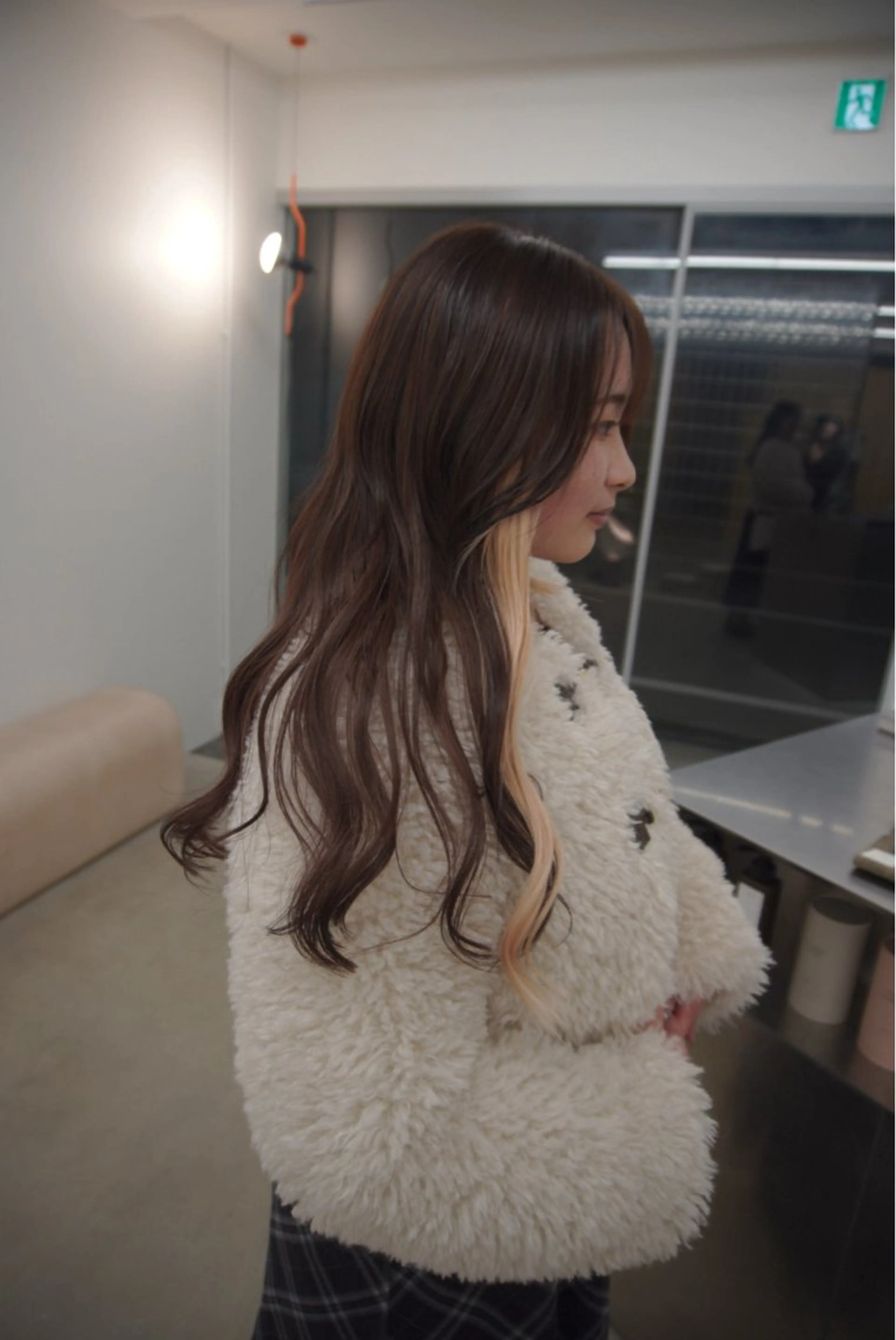 ロング ヘアカラー wabi【ワビ】所属・manami/ヘア セット/ハイトーンのヘアスタイル