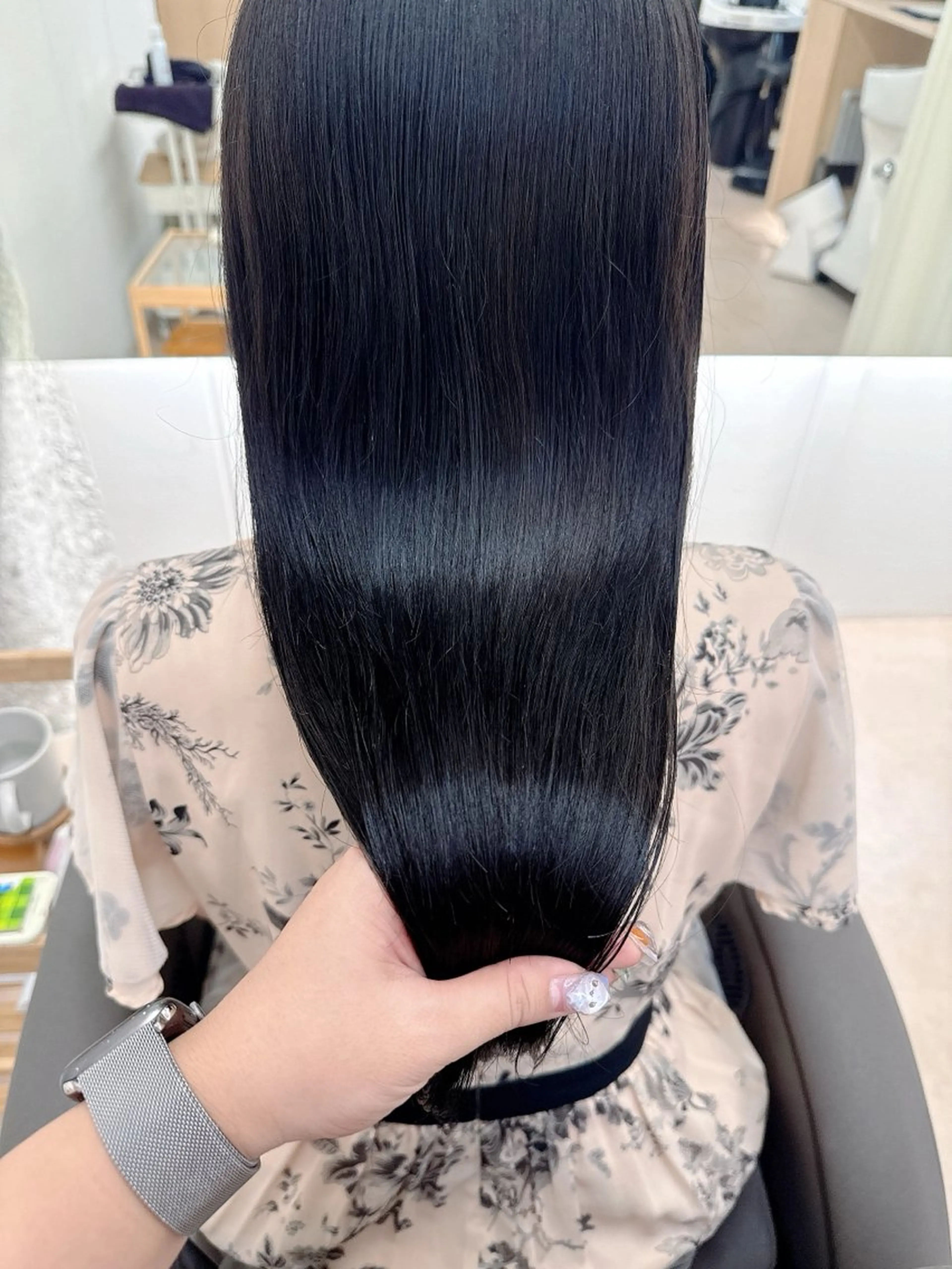 ロング カラー カット ヘアカラー トリートメント 🌷花屋併設🌷 西松さらのマツエク・マツパデザイン