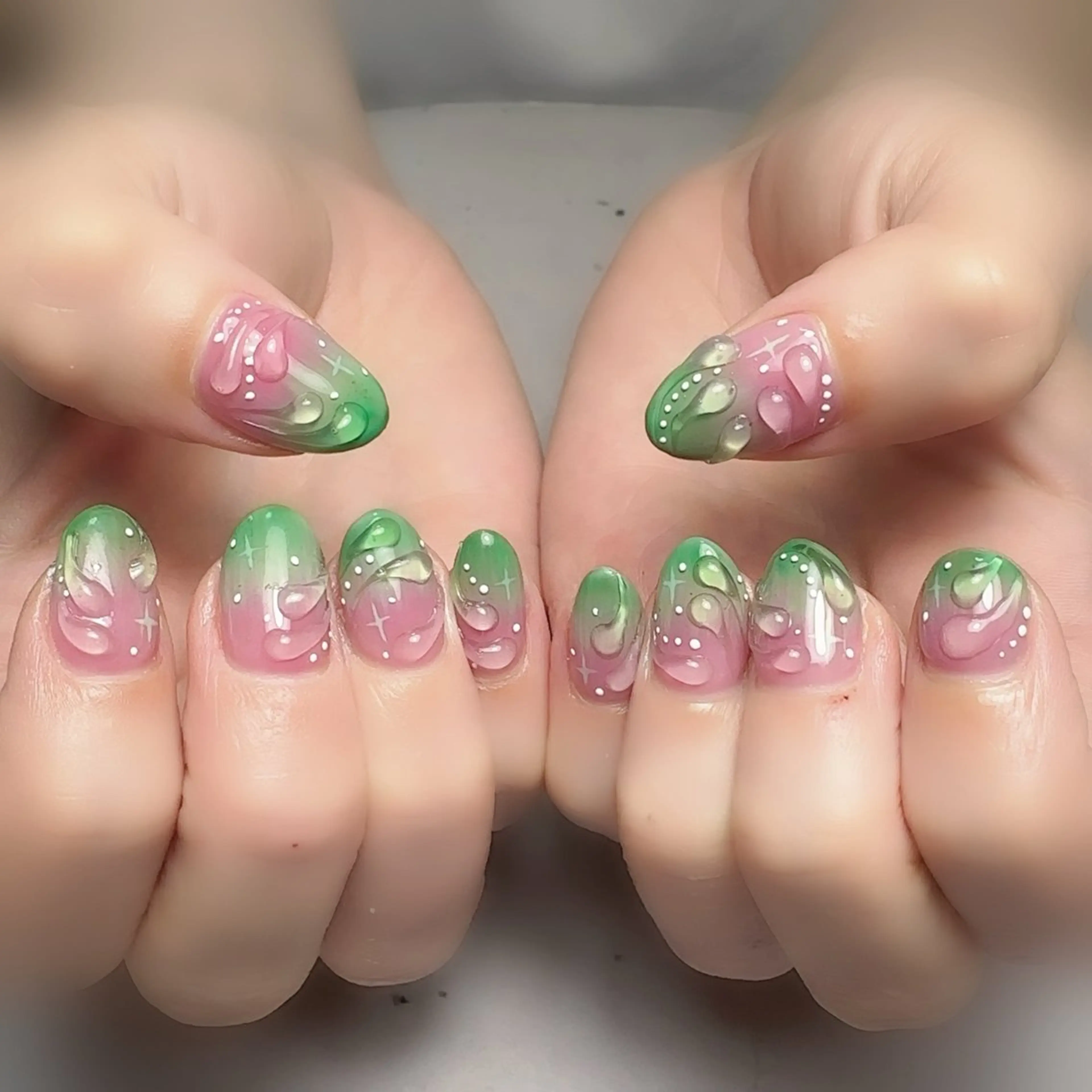 ネイル 持ち込み 上原 悠紀のネイルデザイン