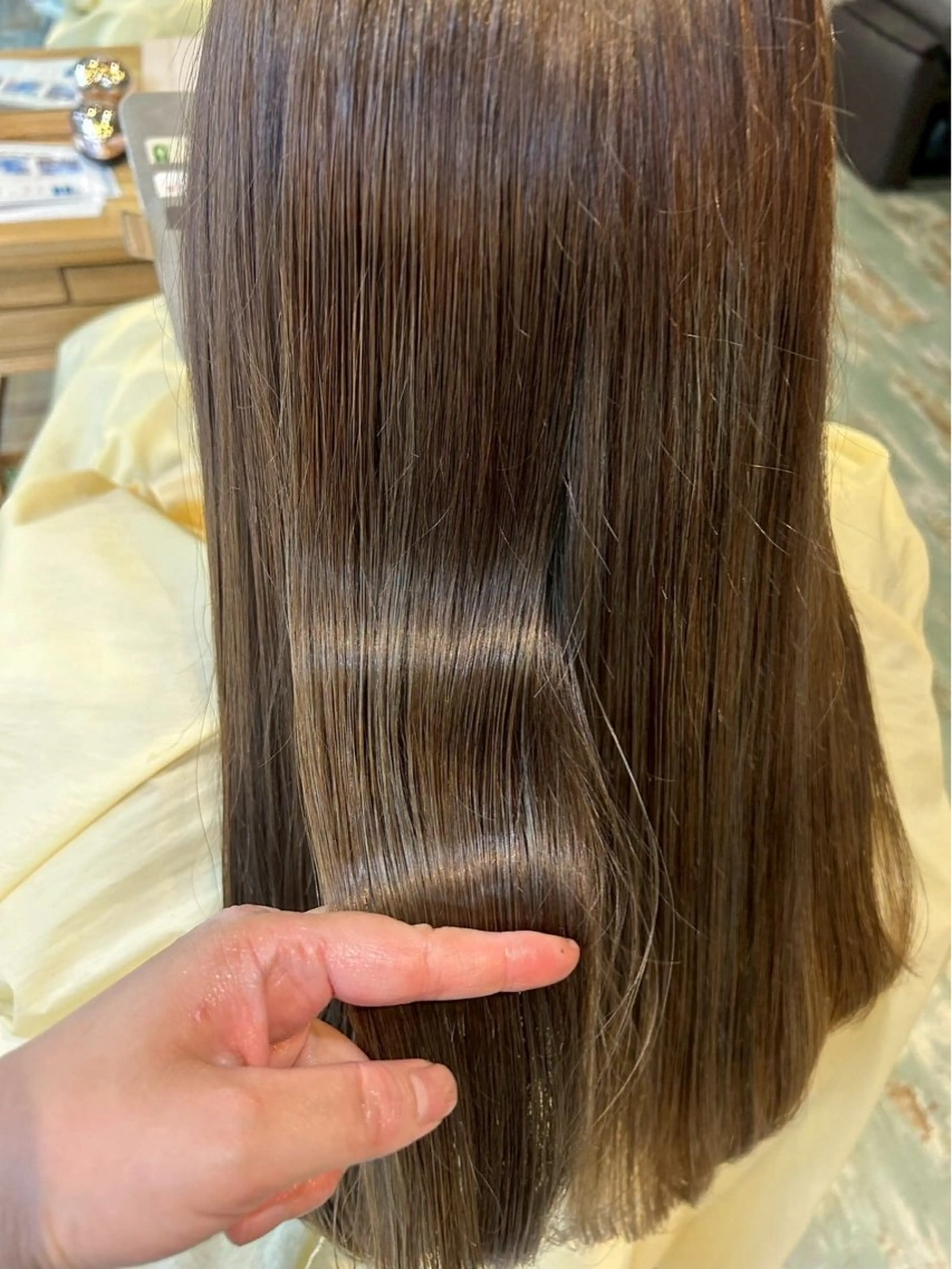 カラー 鈴木 凜のヘアスタイル