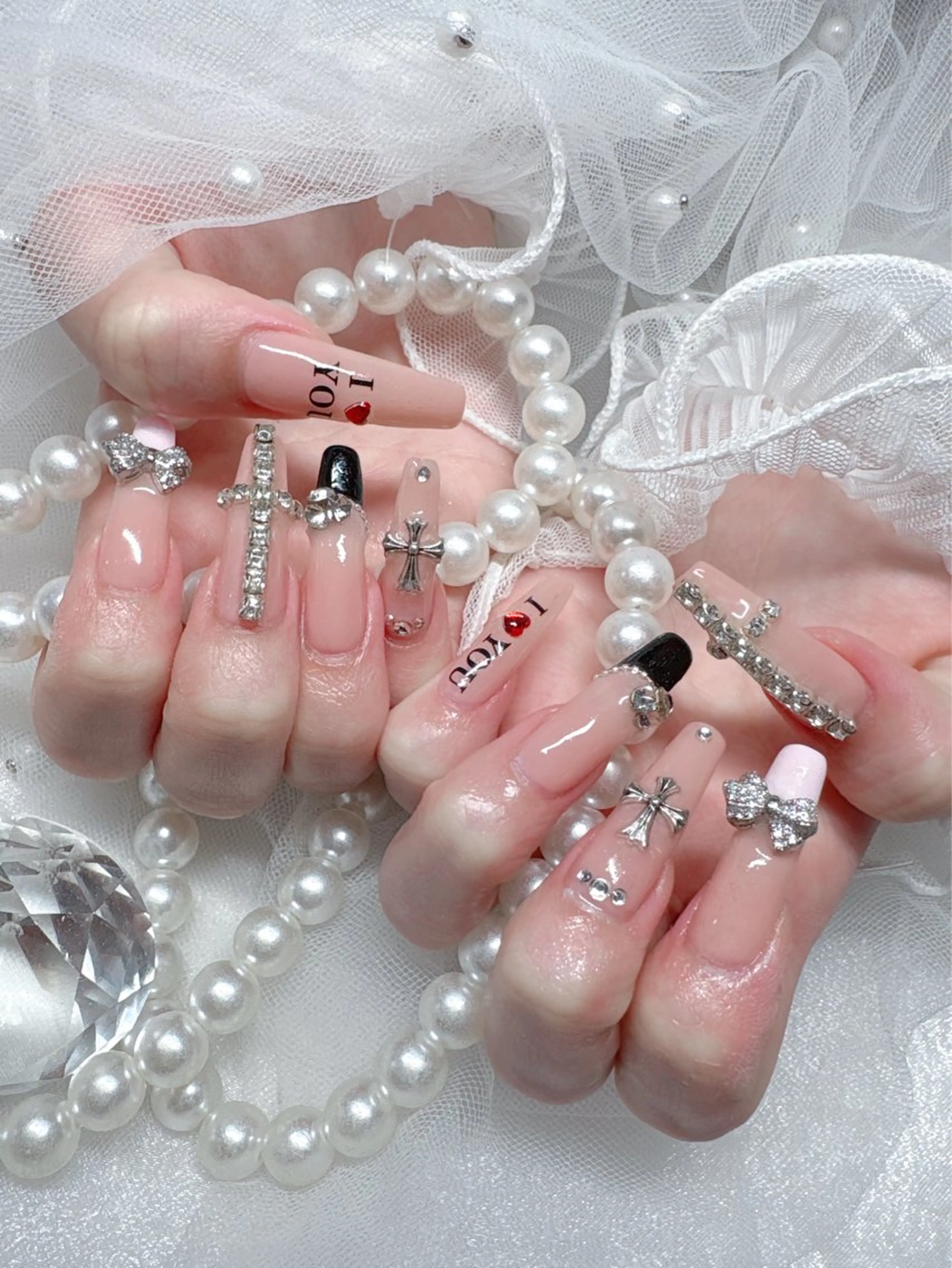 ネイル オーロラネイル 成人式 フットネイル 韓国ネイル ロングネイル Yudia tamakiのネイルデザイン