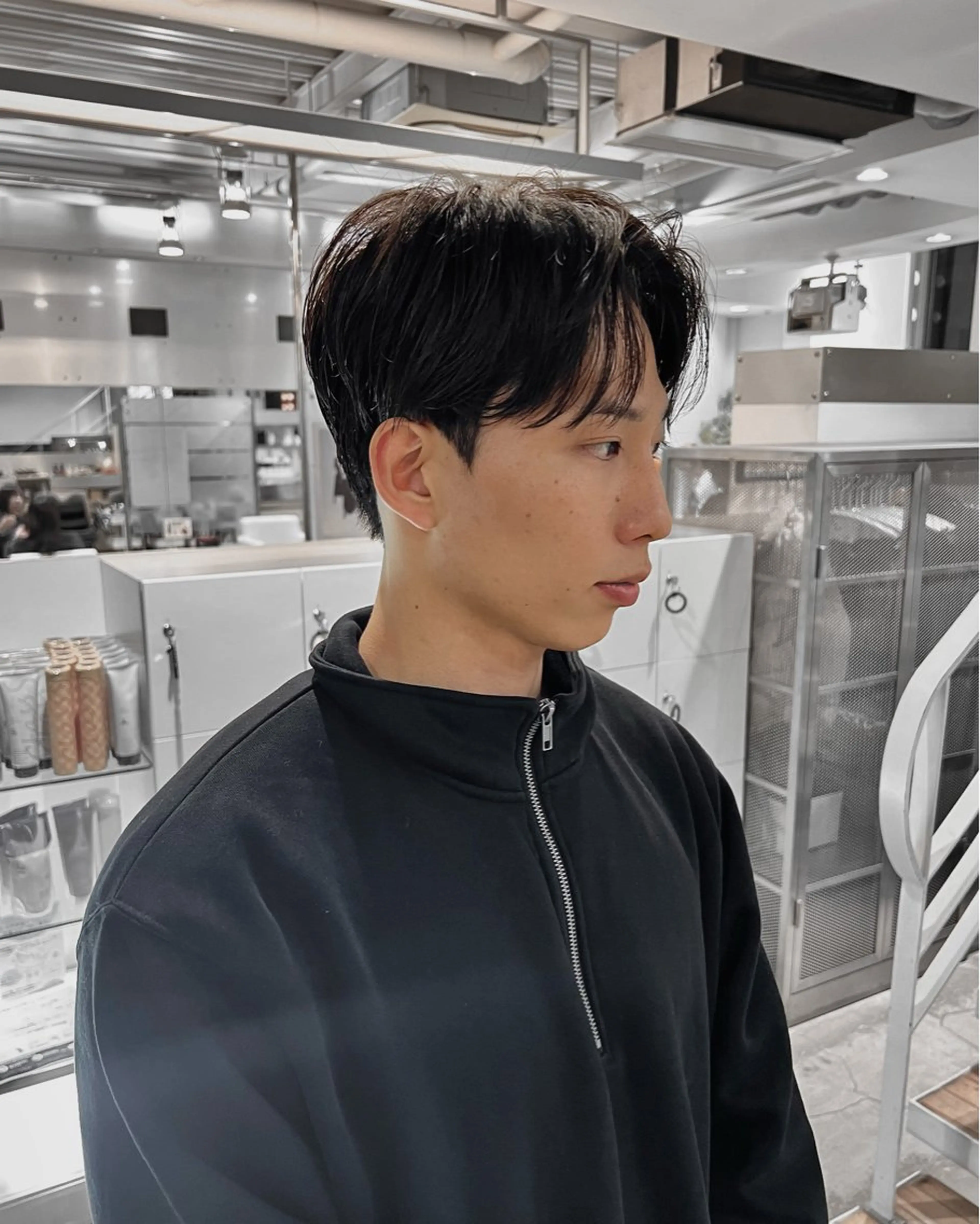 ショート パーマ メンズ センターパート メンズパーマ 刈り上げ ニュアンスパーマ メンズ🔥 撮影モデル募集のヘアスタイル