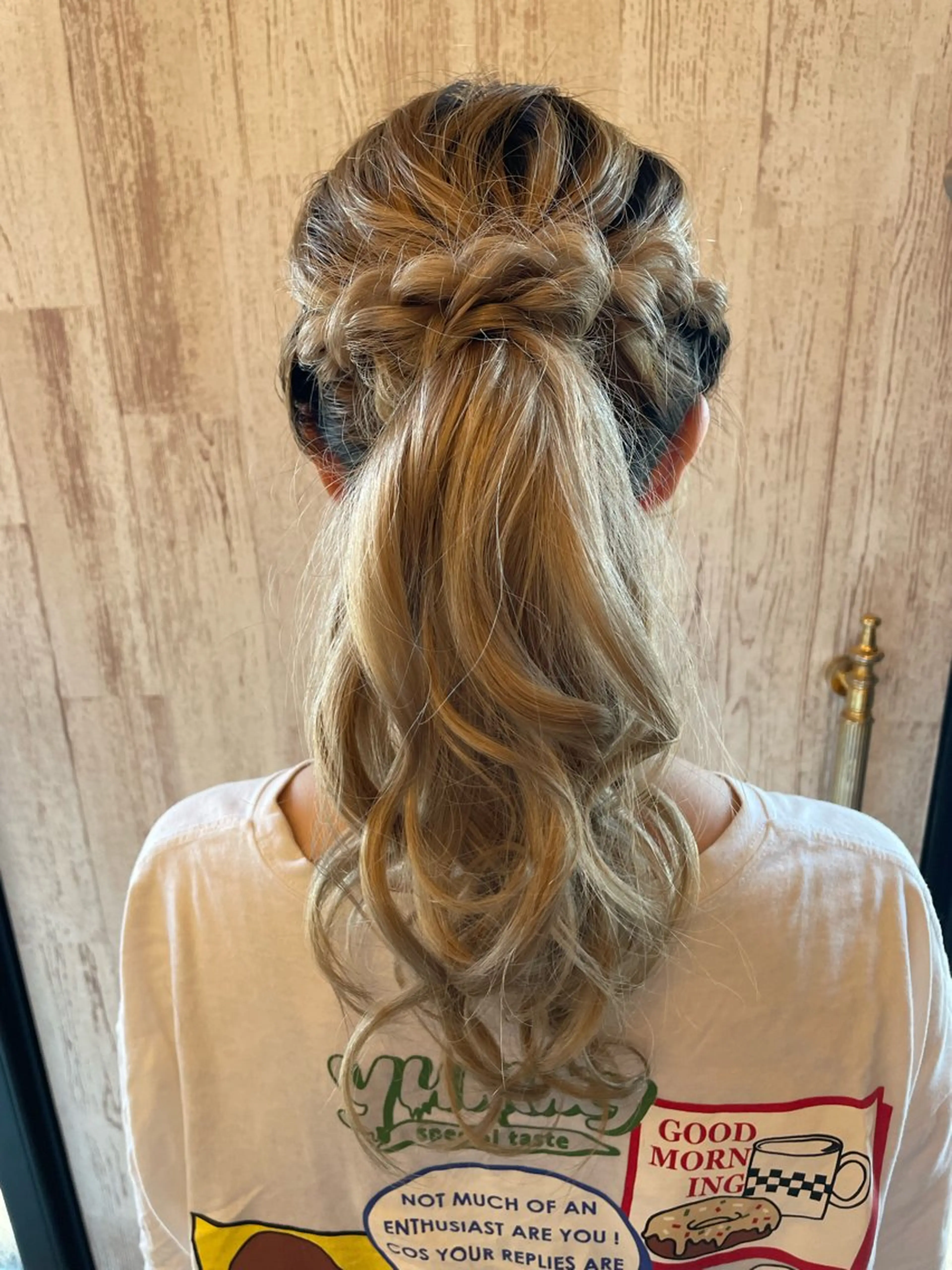 ヘアアレンジ 岡村 真子のヘアスタイル