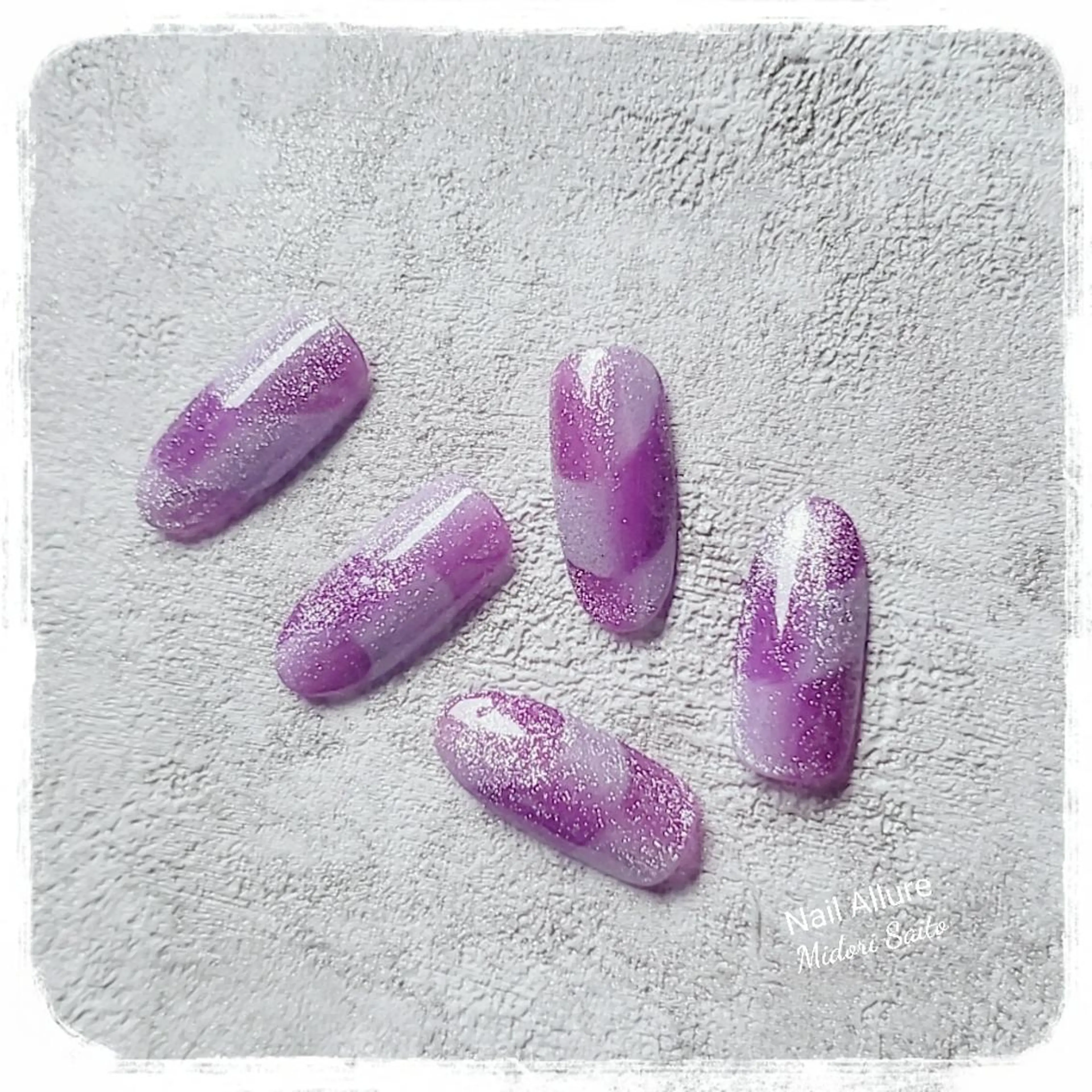 ネイル フレンチネイル ジェルネイル グリーン マグネットネイル マグネットフレンチ Nail Allure(ネイル アルーア)所属・Nail Allureのネイルデザイン