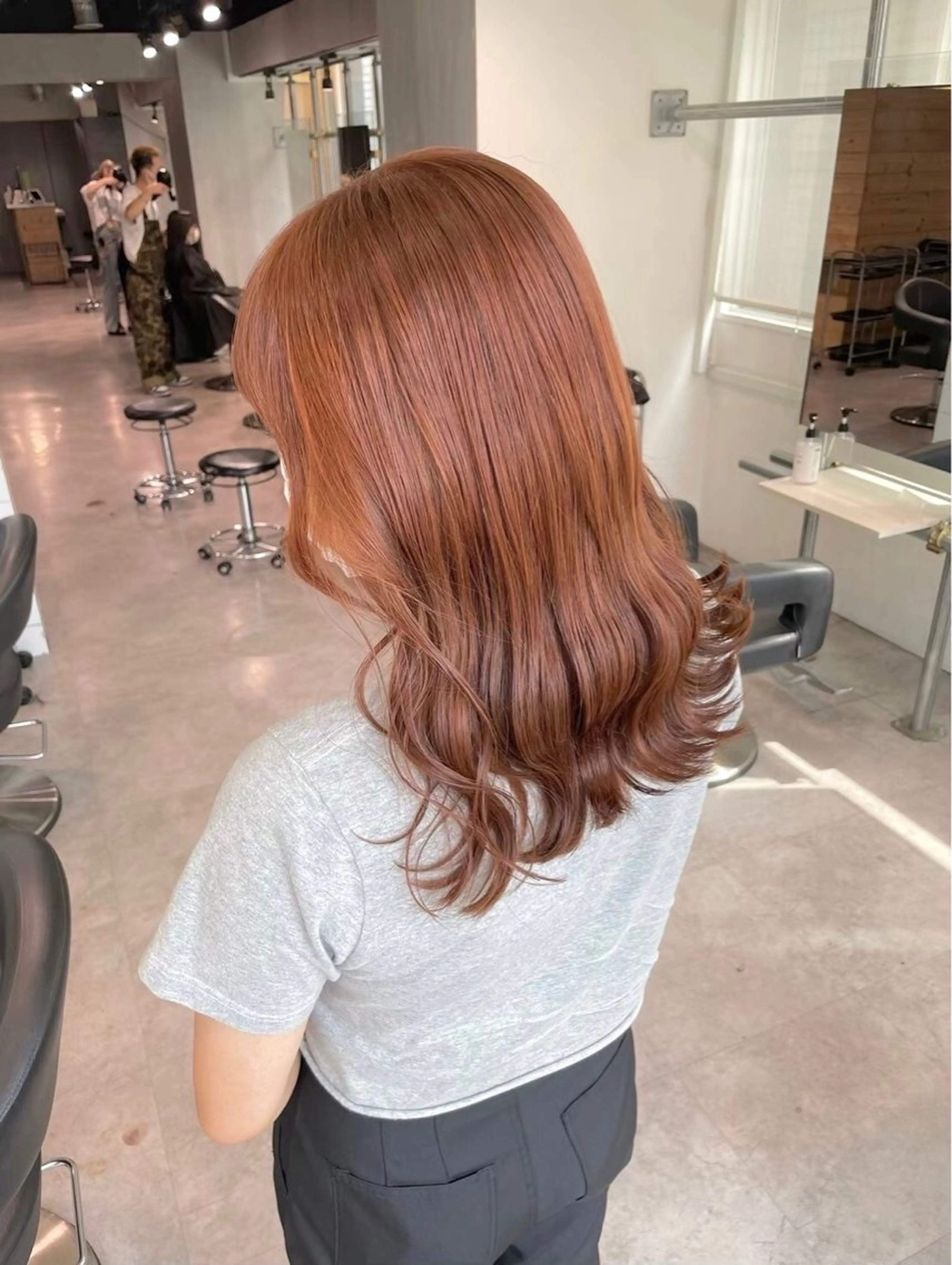 ロング カラー ヘアアレンジ 赤み消しブラウン プロ🐿けんご🐿のヘアスタイル