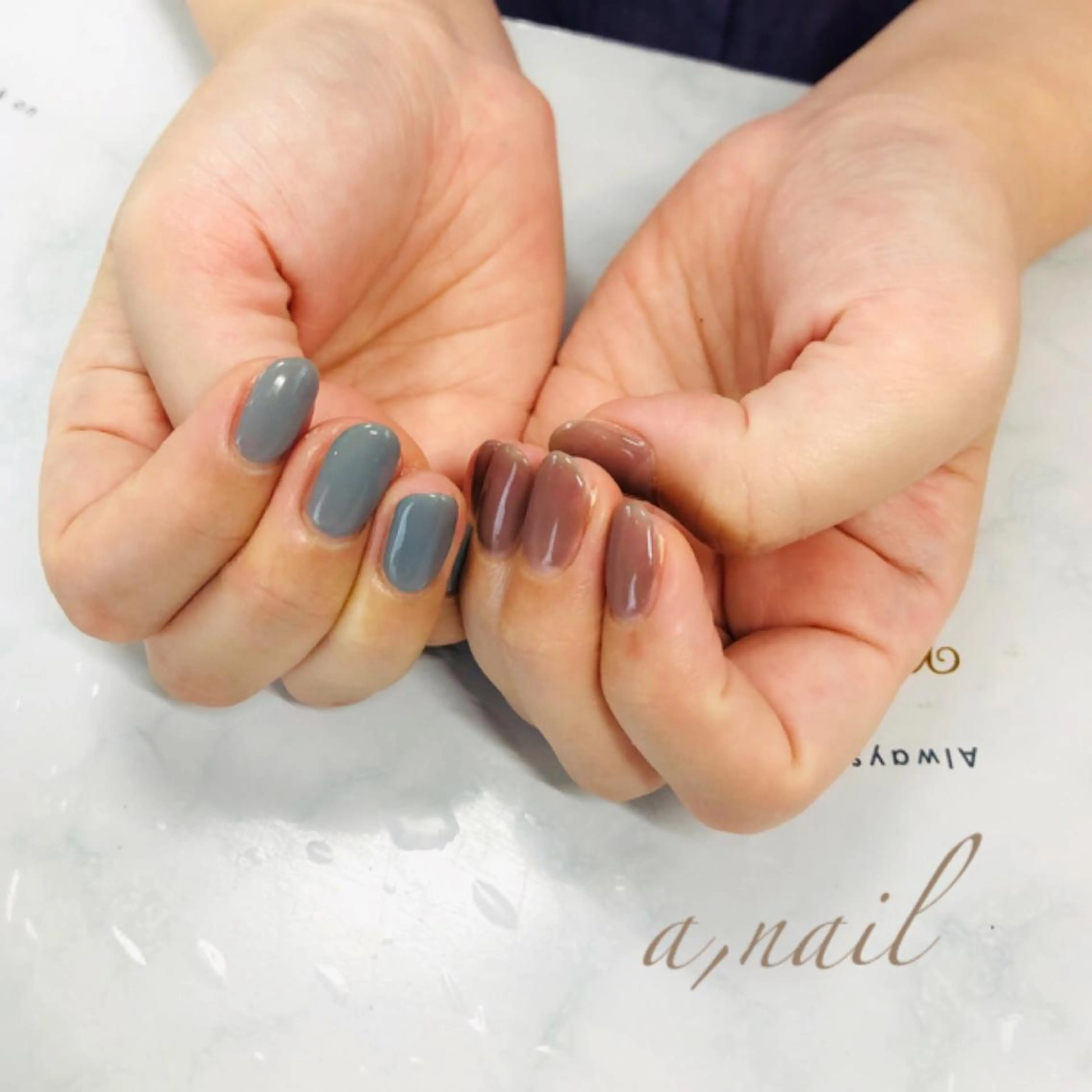 ネイル フットネイル ジェルネイル グラデーション ラメ(グリッター) ラメグラデーション ハンドネイル ネイルサロン エーネイルのネイルデザイン