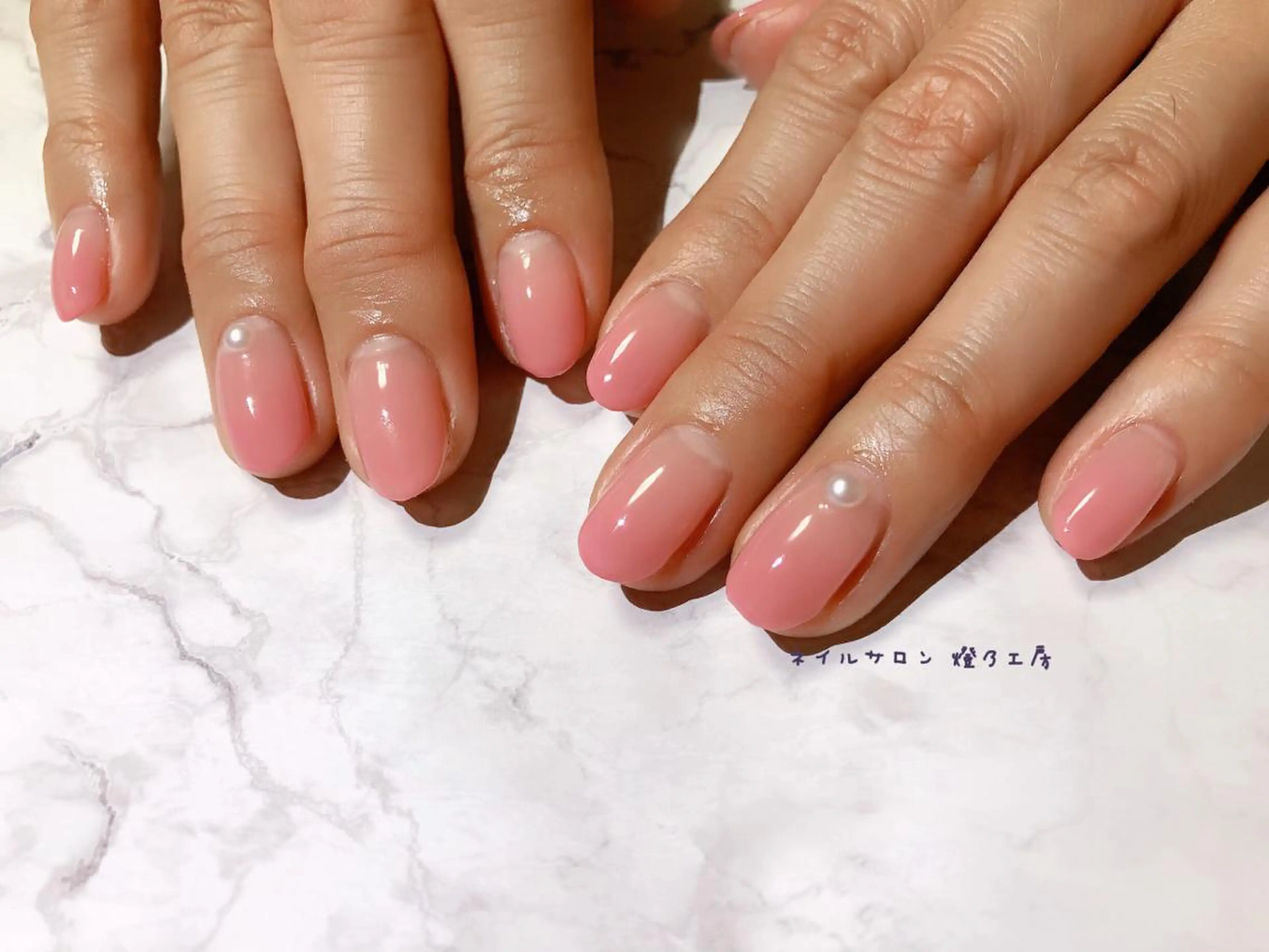 ネイル 伊藤 美里のネイルデザイン