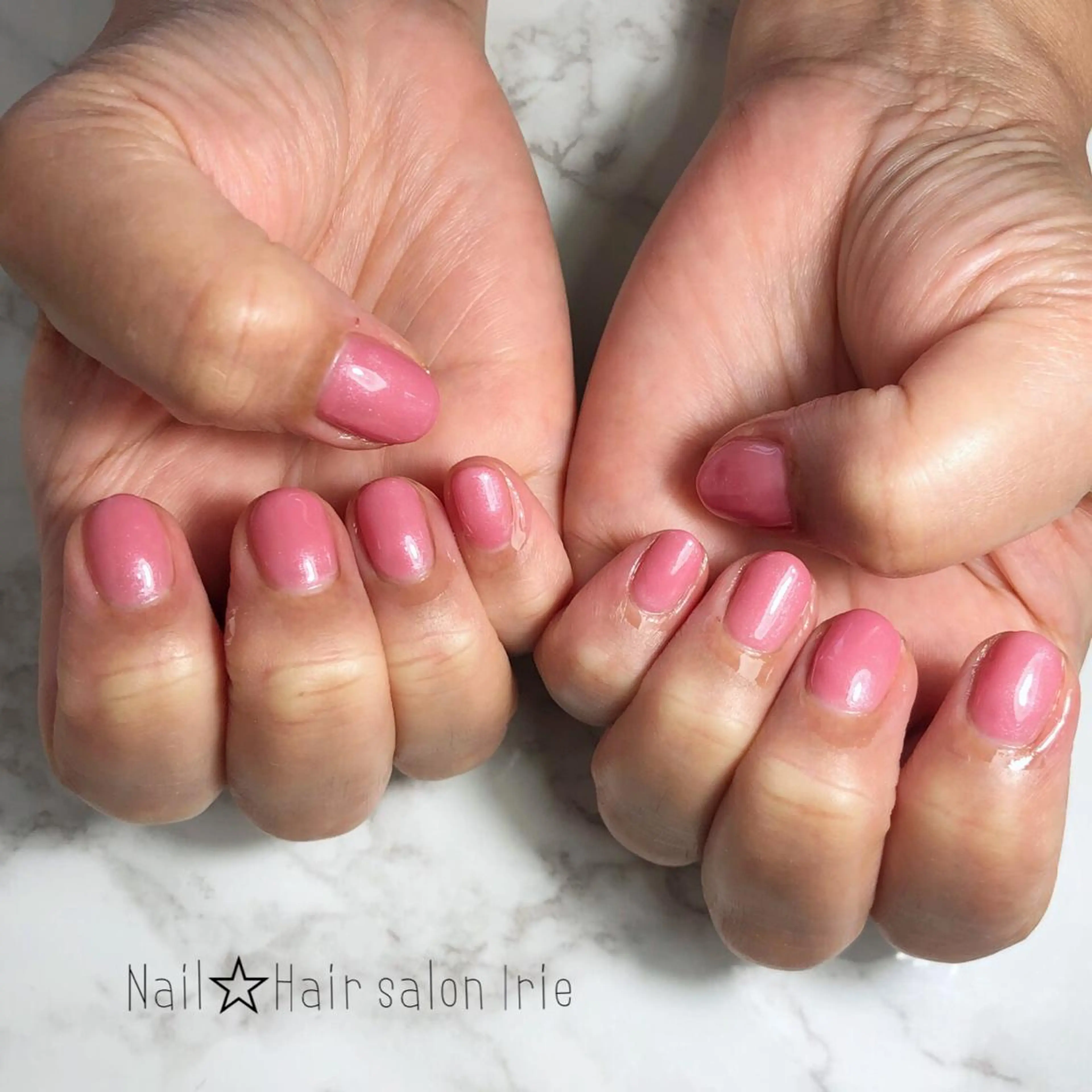 ネイル ハンドネイル ハンドケア Hair salon Irie所属・與儀 知佳のネイルデザイン