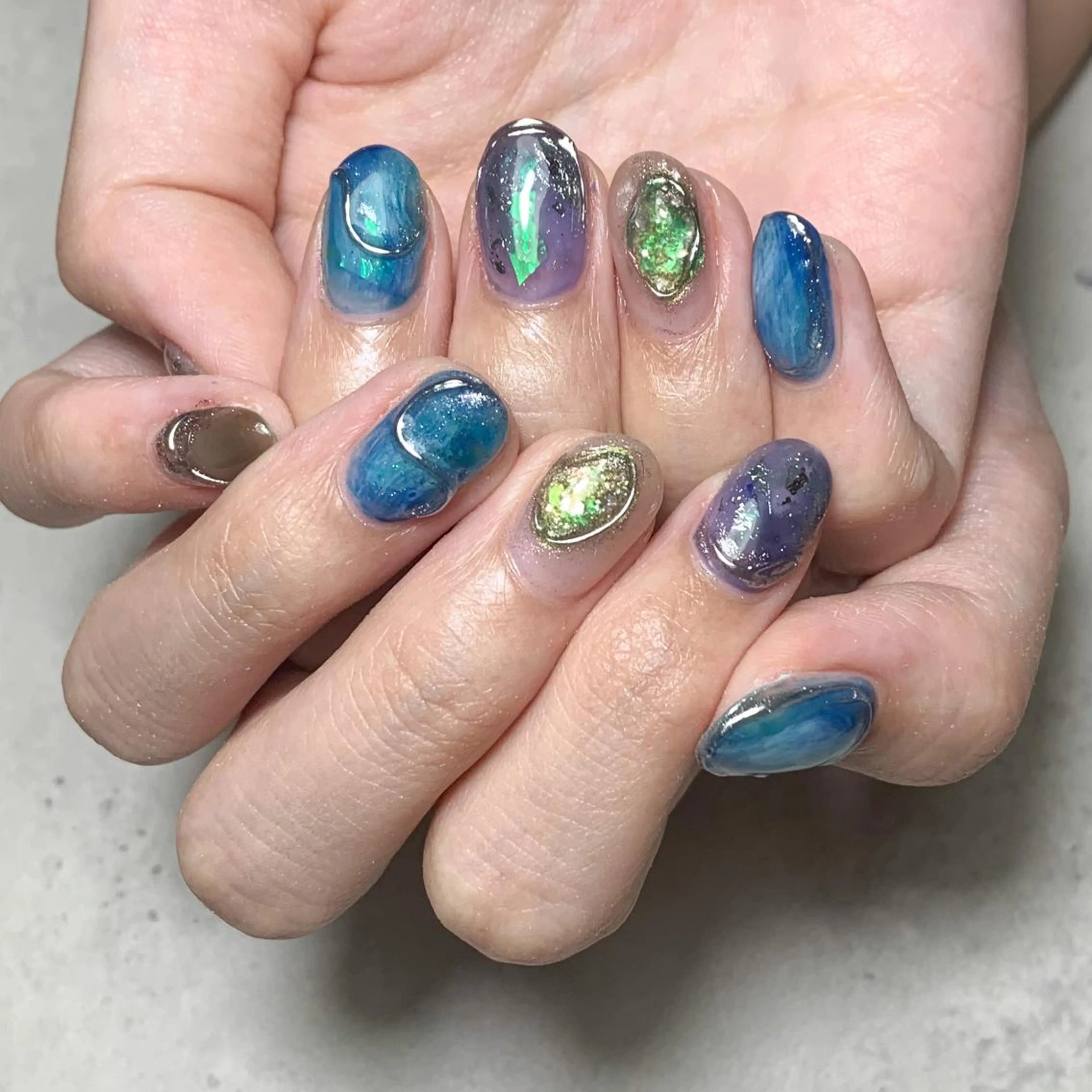 ネイル atelier　FIORITURA所属・FIORITURA aiのネイルデザイン