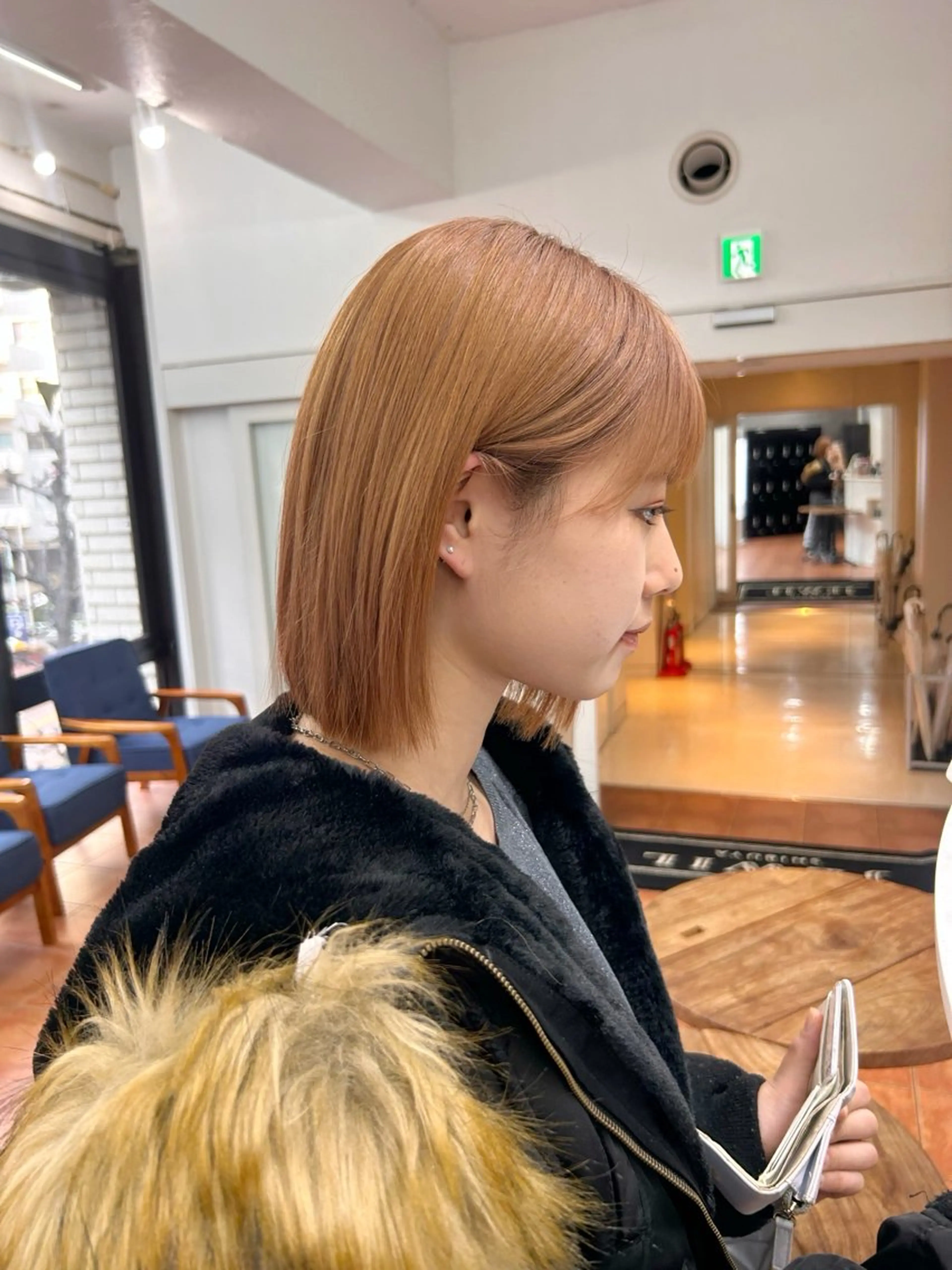 ショート カラー ベージュカラー ブリーチ オレンジ オレンジベージュ JEWIL SHIBUYAのヘアスタイル