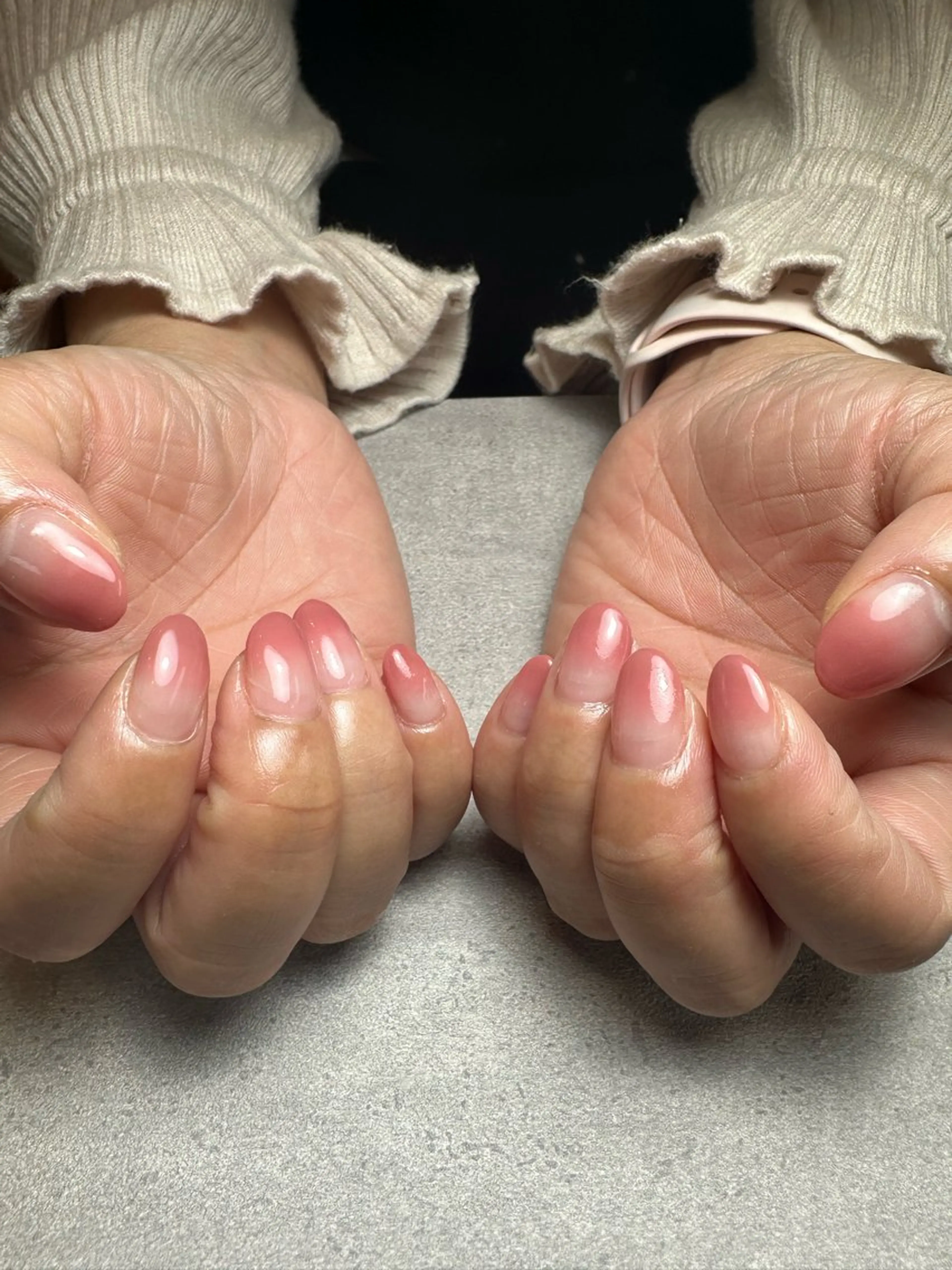 ネイル グラデーション ピンク シンプルネイル nailroom Anmie.のネイルデザイン