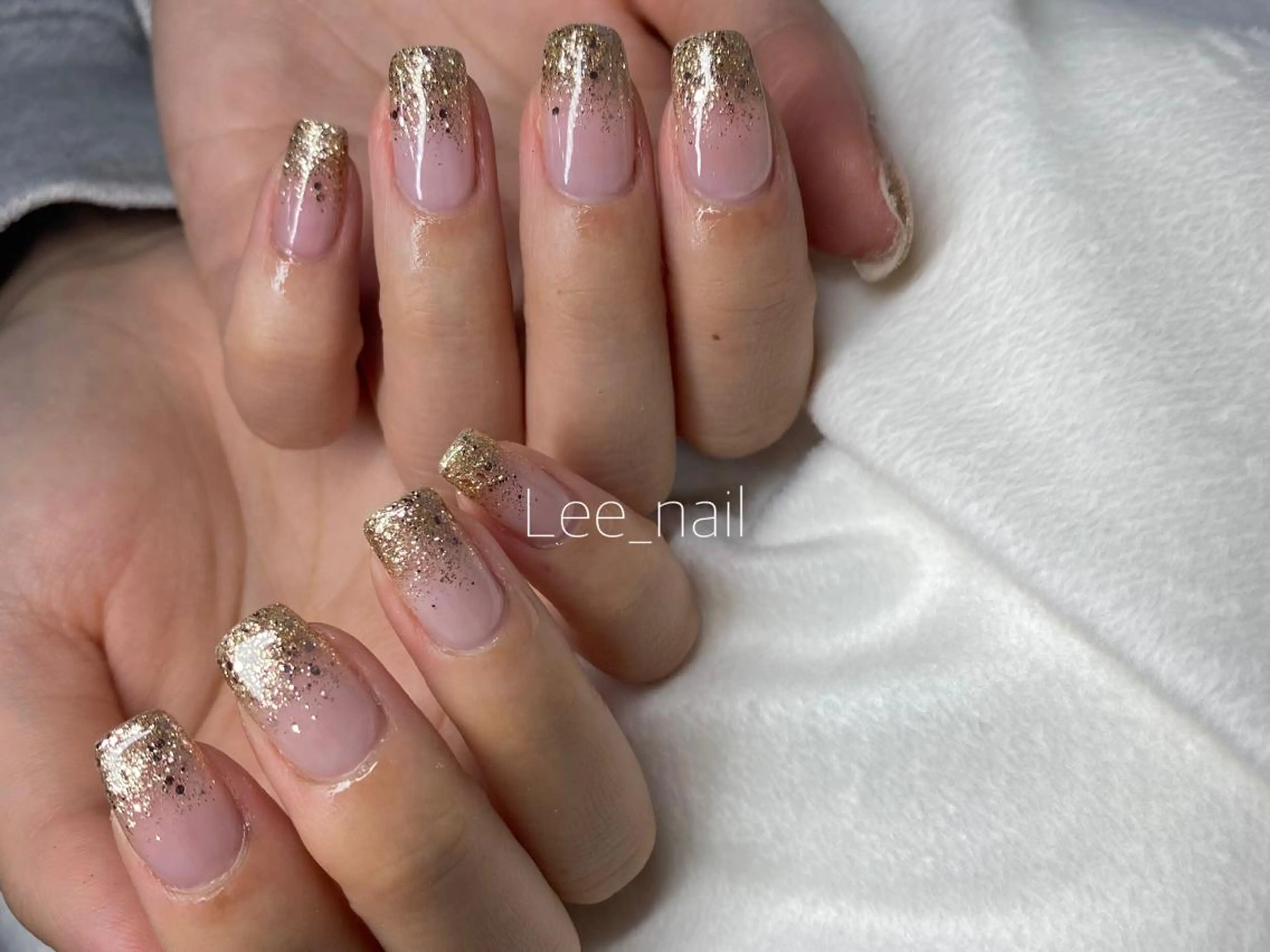 ネイル グラデーション ラメ(グリッター) ラメグラデーション ワンカラーネイル シンプルネイル Lee_ nailのネイルデザイン