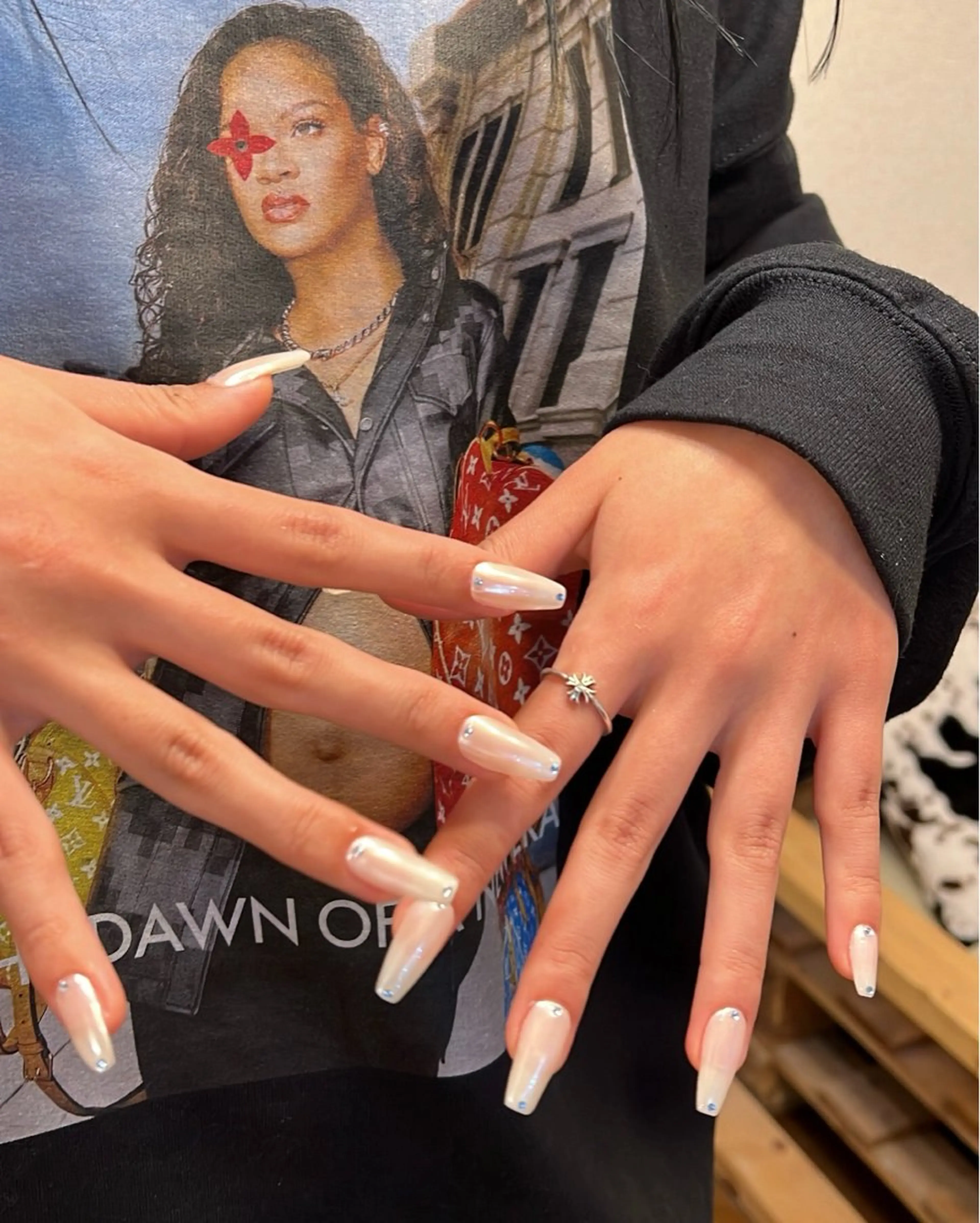 ネイル ハンドネイル フットネイル ハンドケア Nes.Nail所属・Miyagi Asamiのネイルデザイン