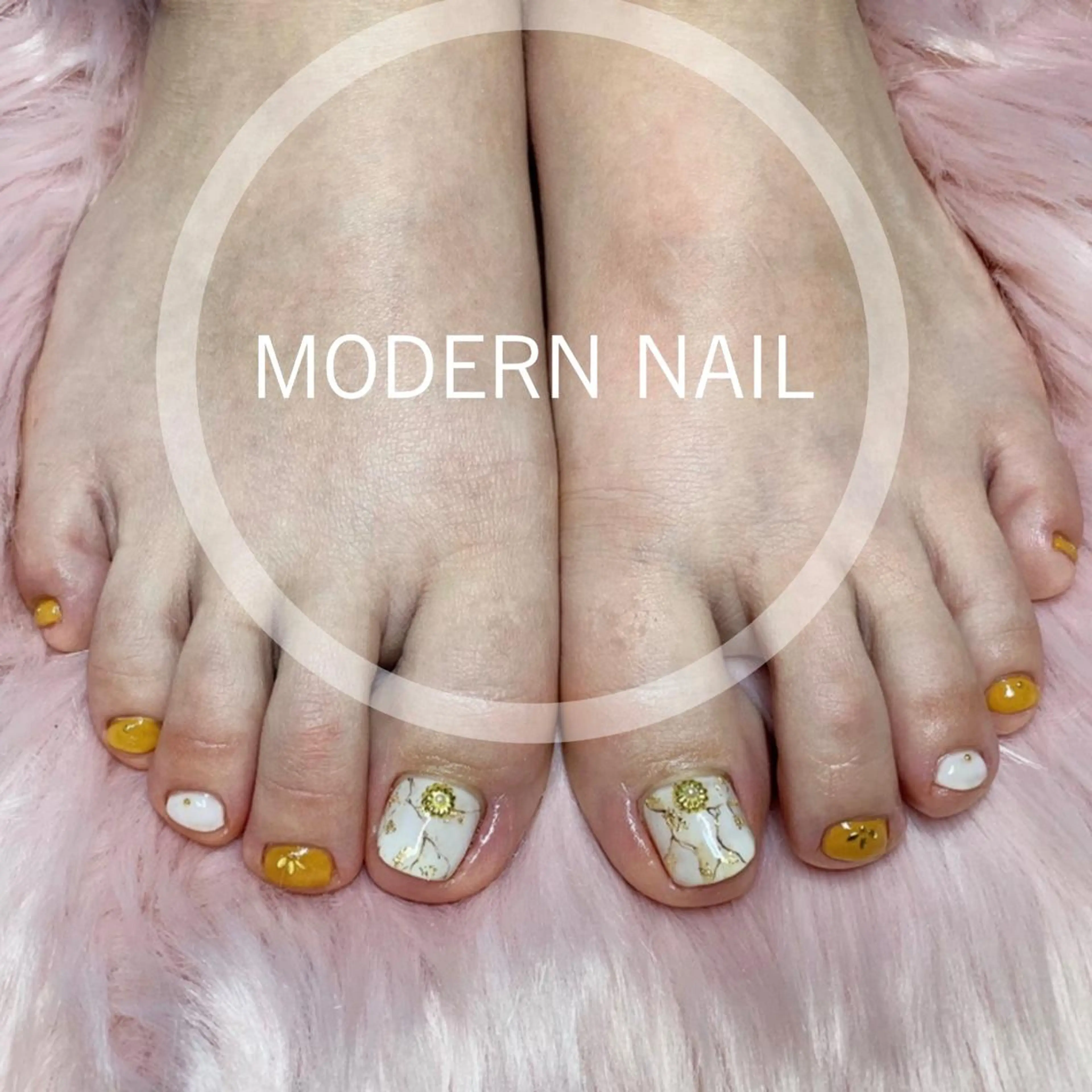 ネイル フットネイル 小川 玲奈のネイルデザイン