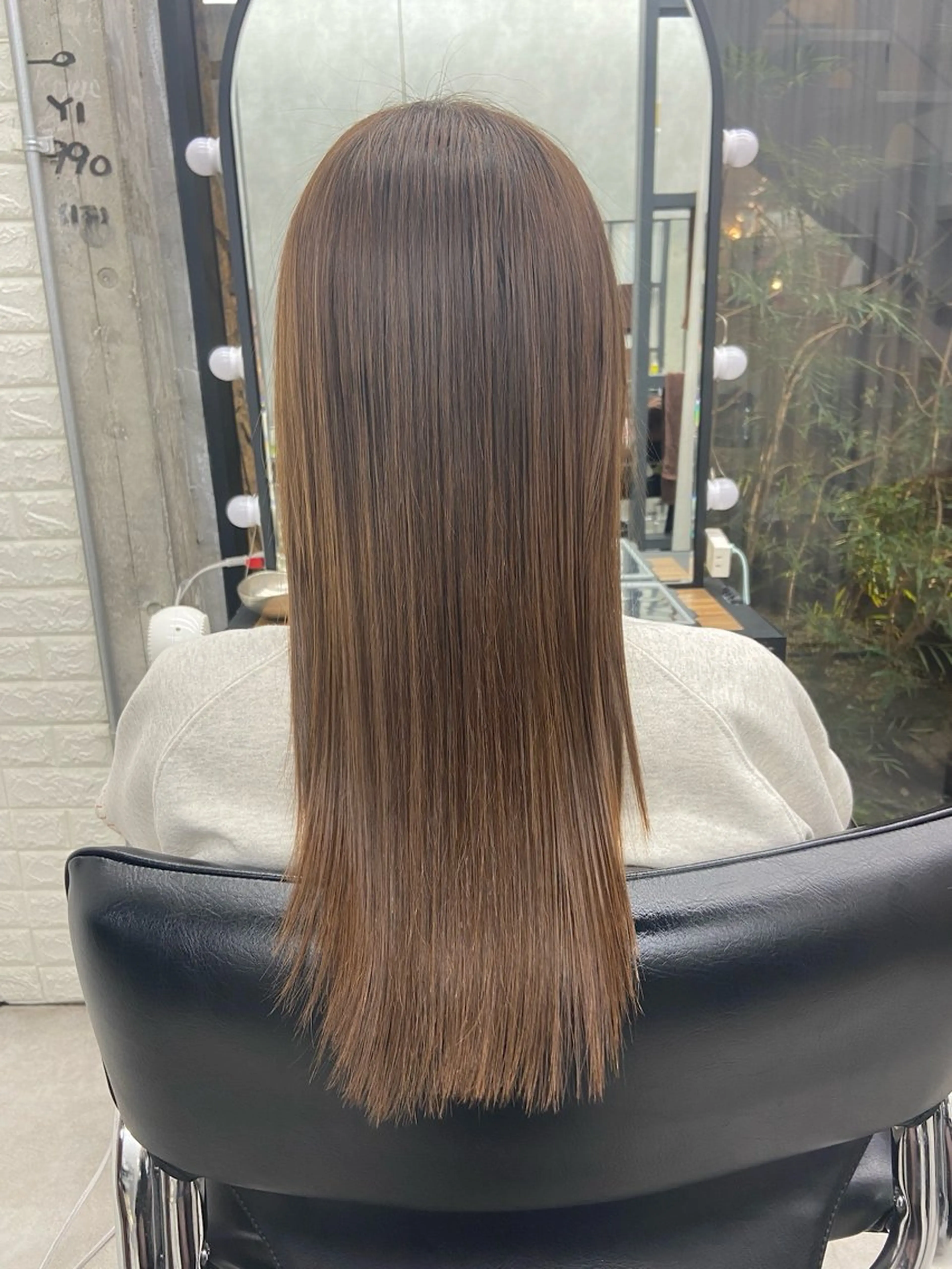 🫧1日で綺麗な髪に🫧縮毛矯正＋カラー＋超音波トリートメントの写真