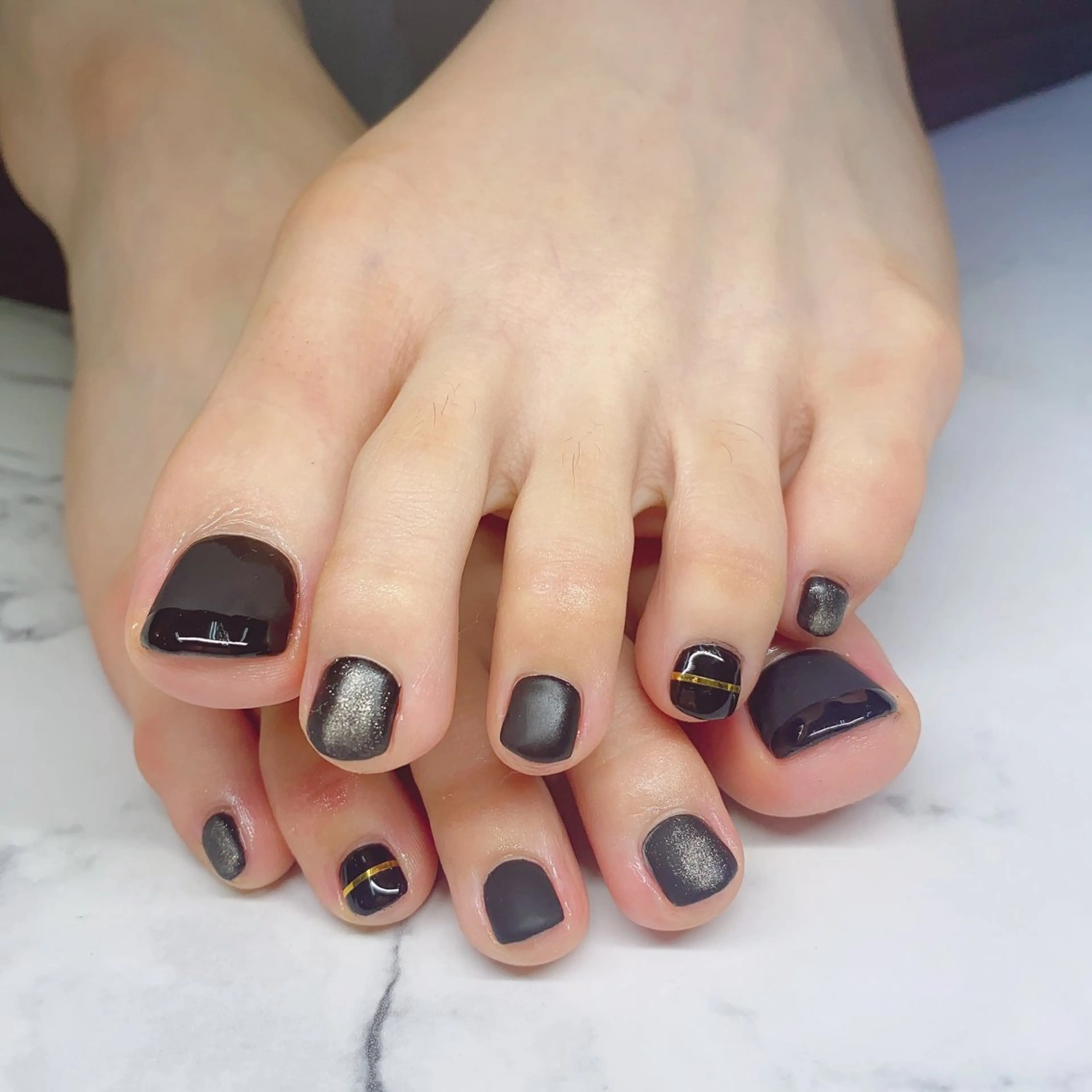 ネイル フットネイル 石原 夕華のネイルデザイン