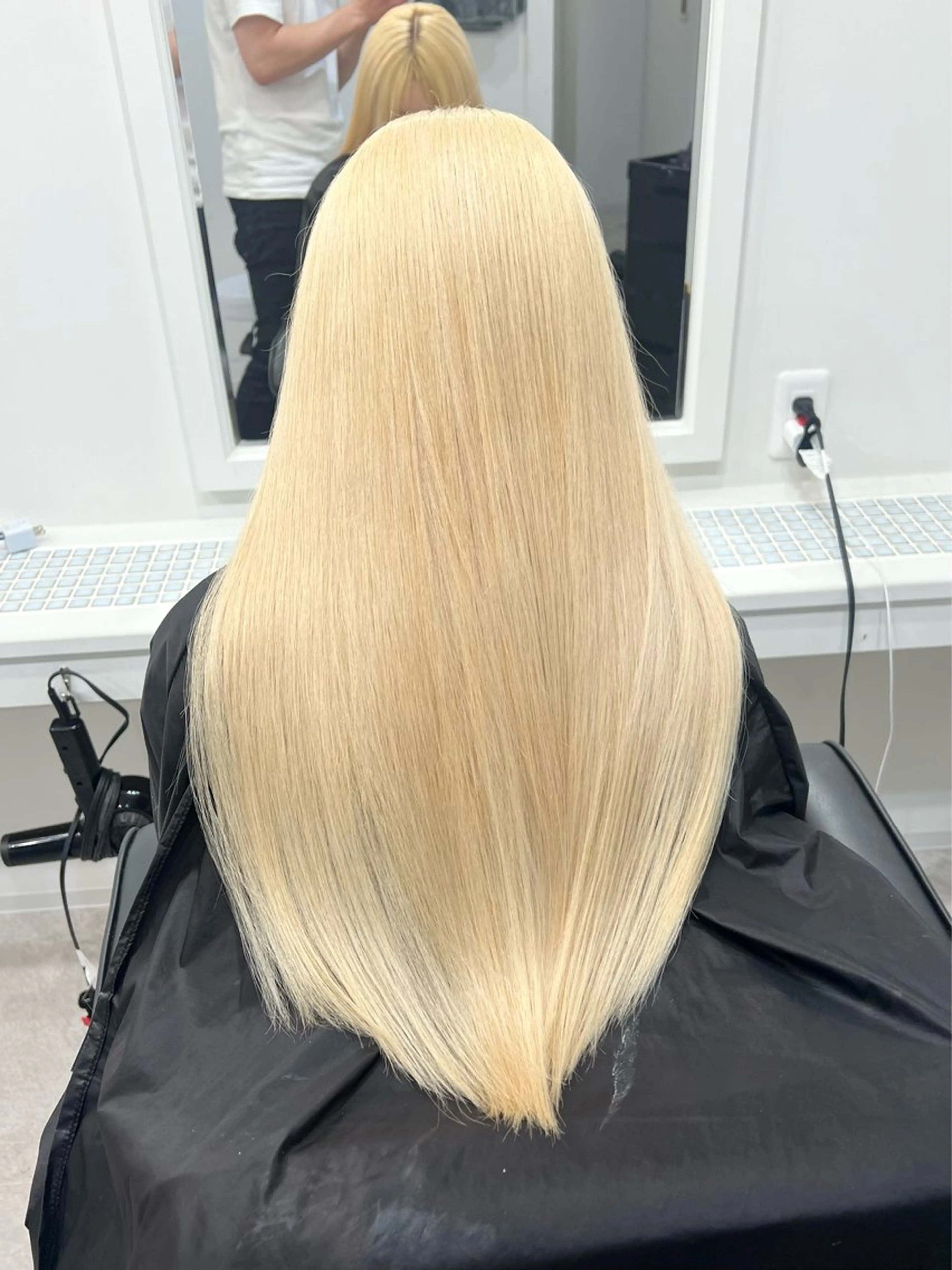 ロング カラー バレイヤージュ ブリーチ ブロンド ケアブリーチ ダブルカラー ヘアカラー Via officialのヘアスタイル