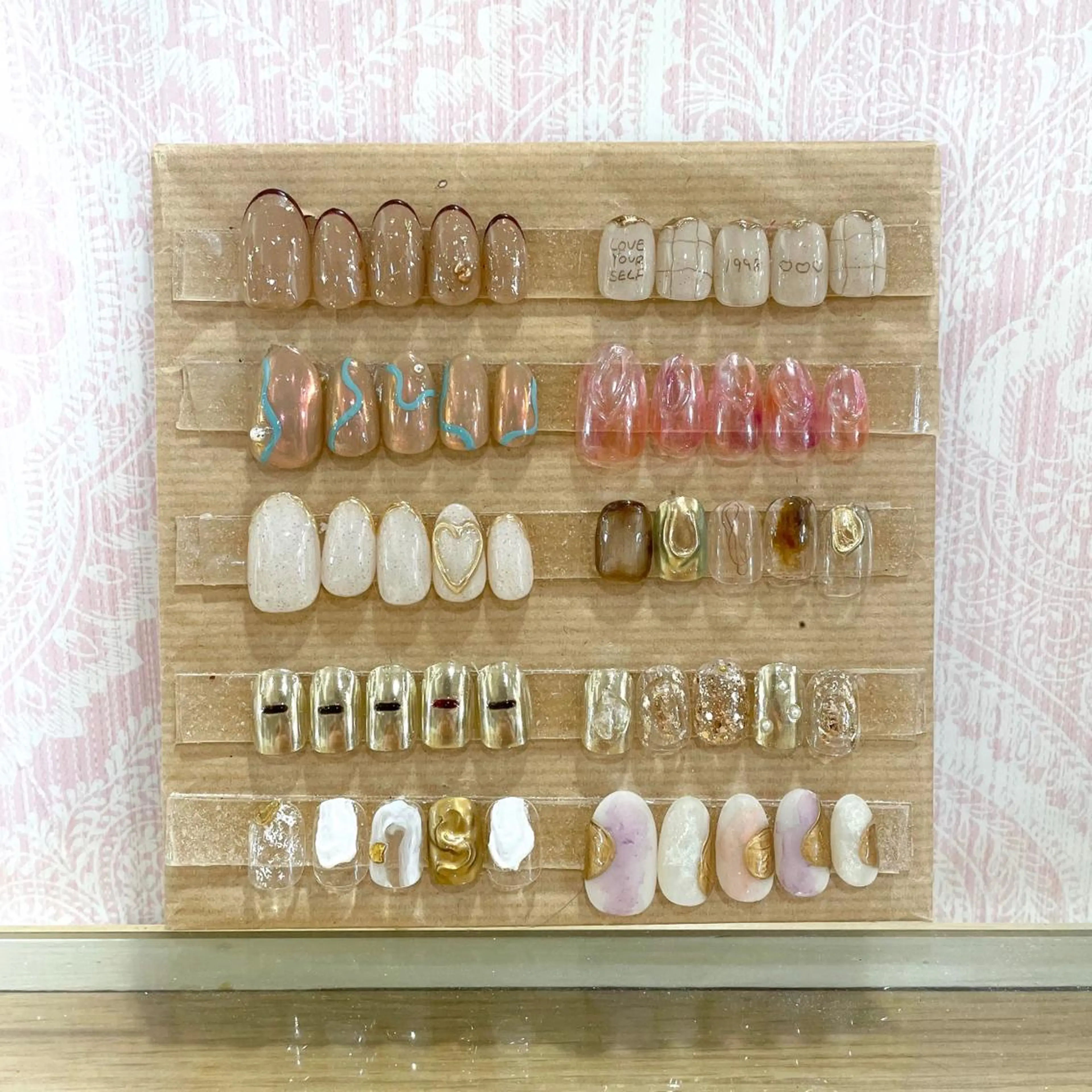 ネイル 新井 ひなののネイルデザイン