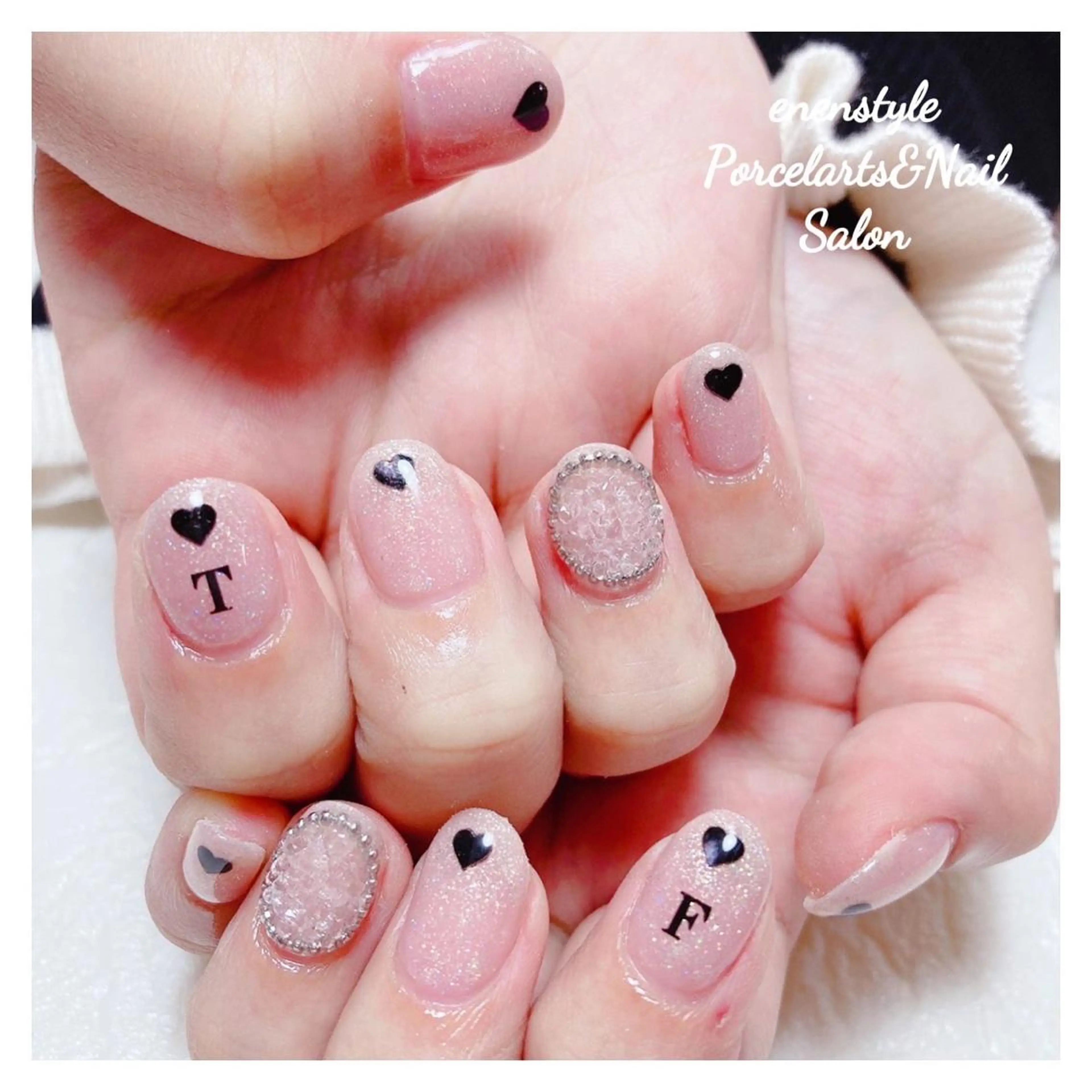 ショート ネイル 👑enen style👑のネイルデザイン