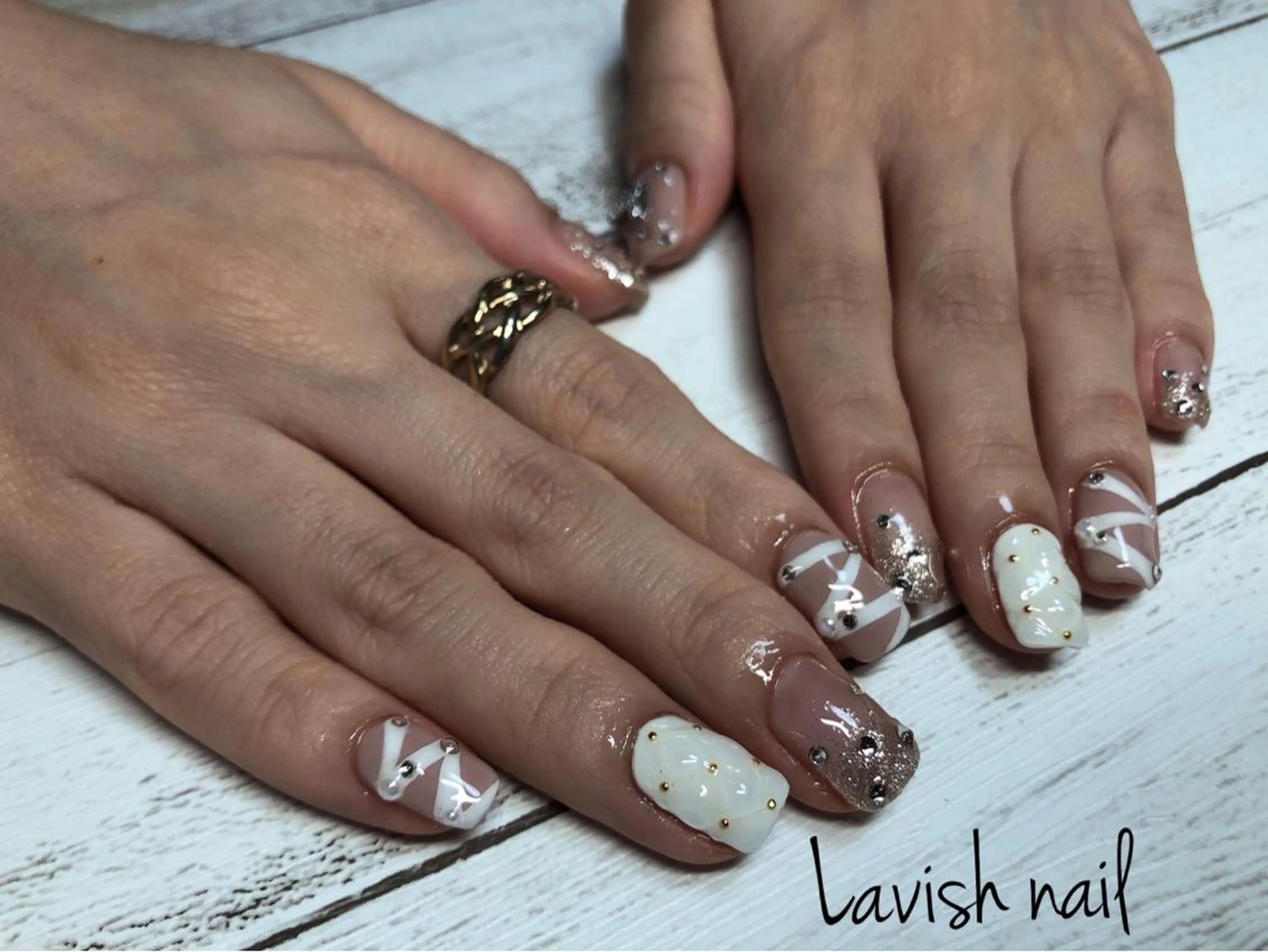 ネイル ハンドネイル Lavish nailのネイルデザイン