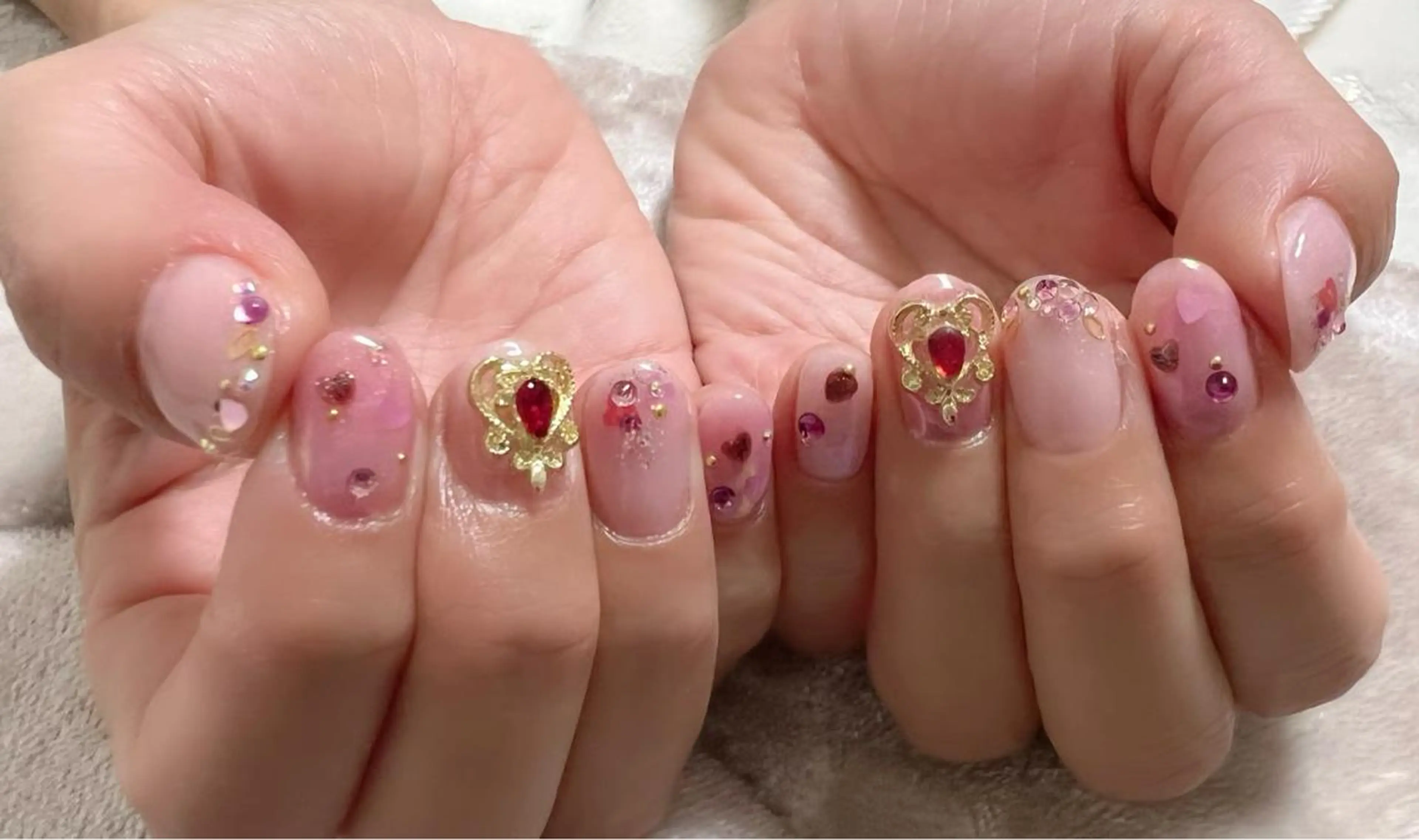 ネイル ハンドネイル t. yoshizawaのネイルデザイン