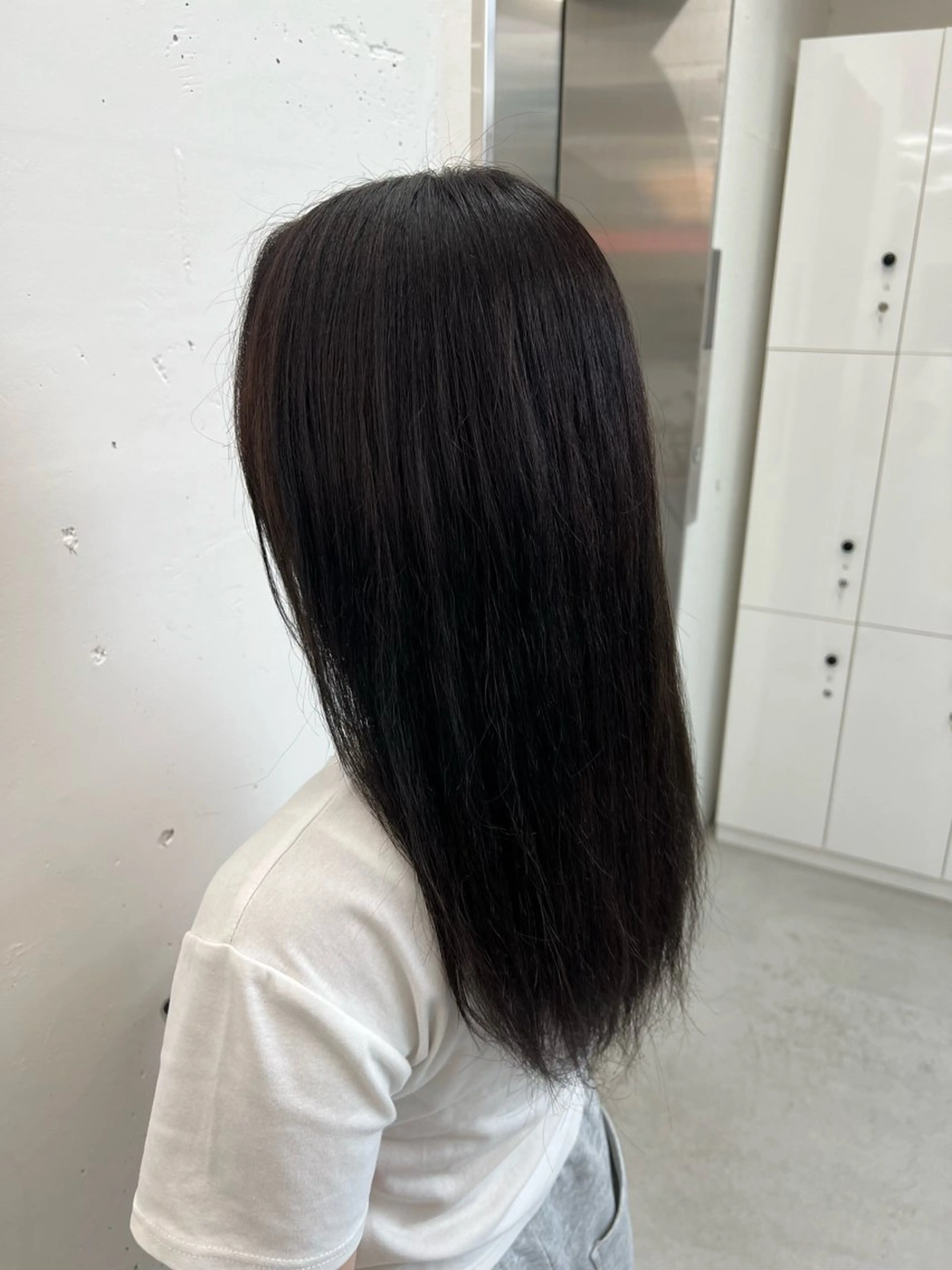 セミロング カラー 黒髪 ブラウンカラー 透明感カラー ダークブラウン グレージュ ヘアカラー あすか JILLSTUDIOのヘアスタイル