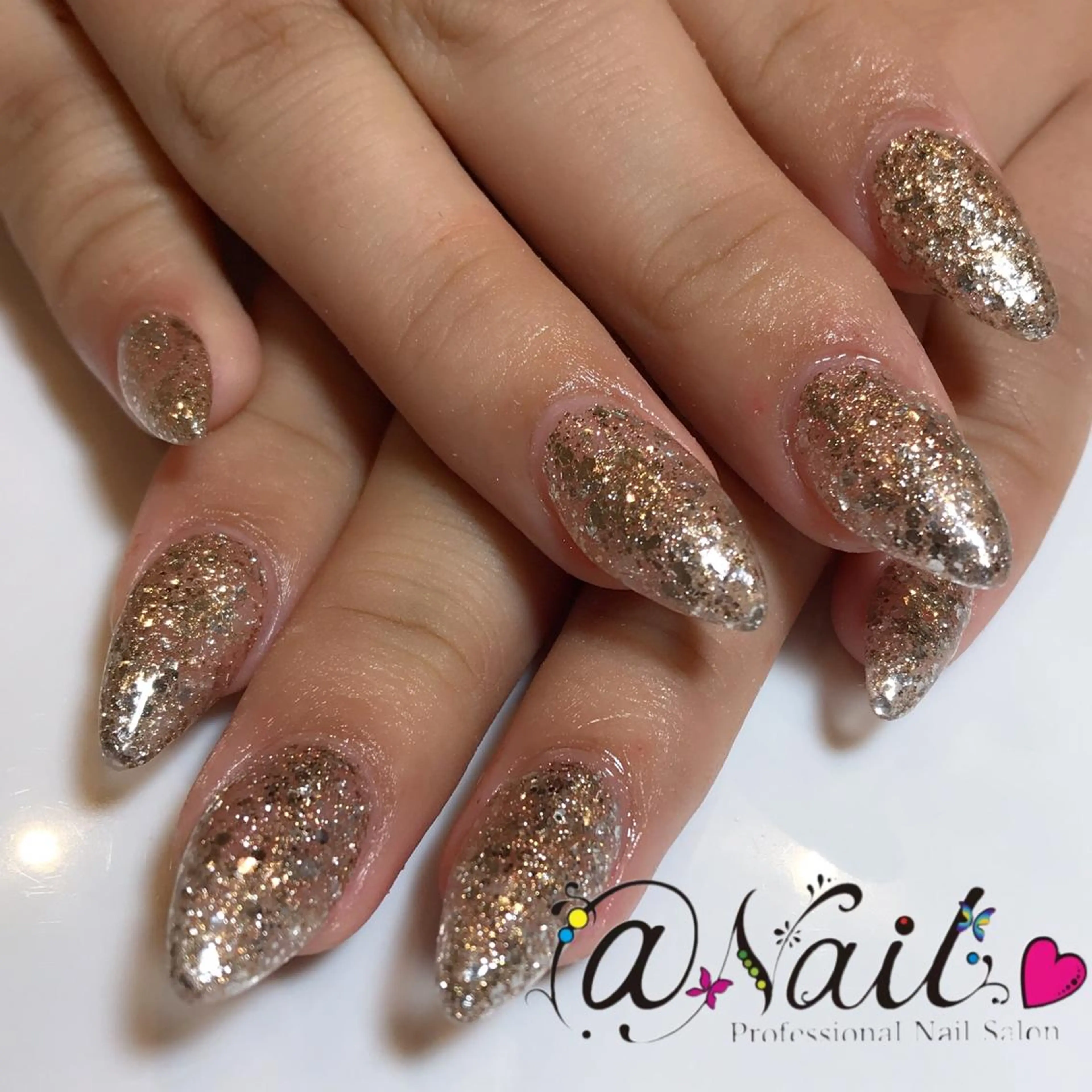 ネイル 小尾 栞のネイルデザイン