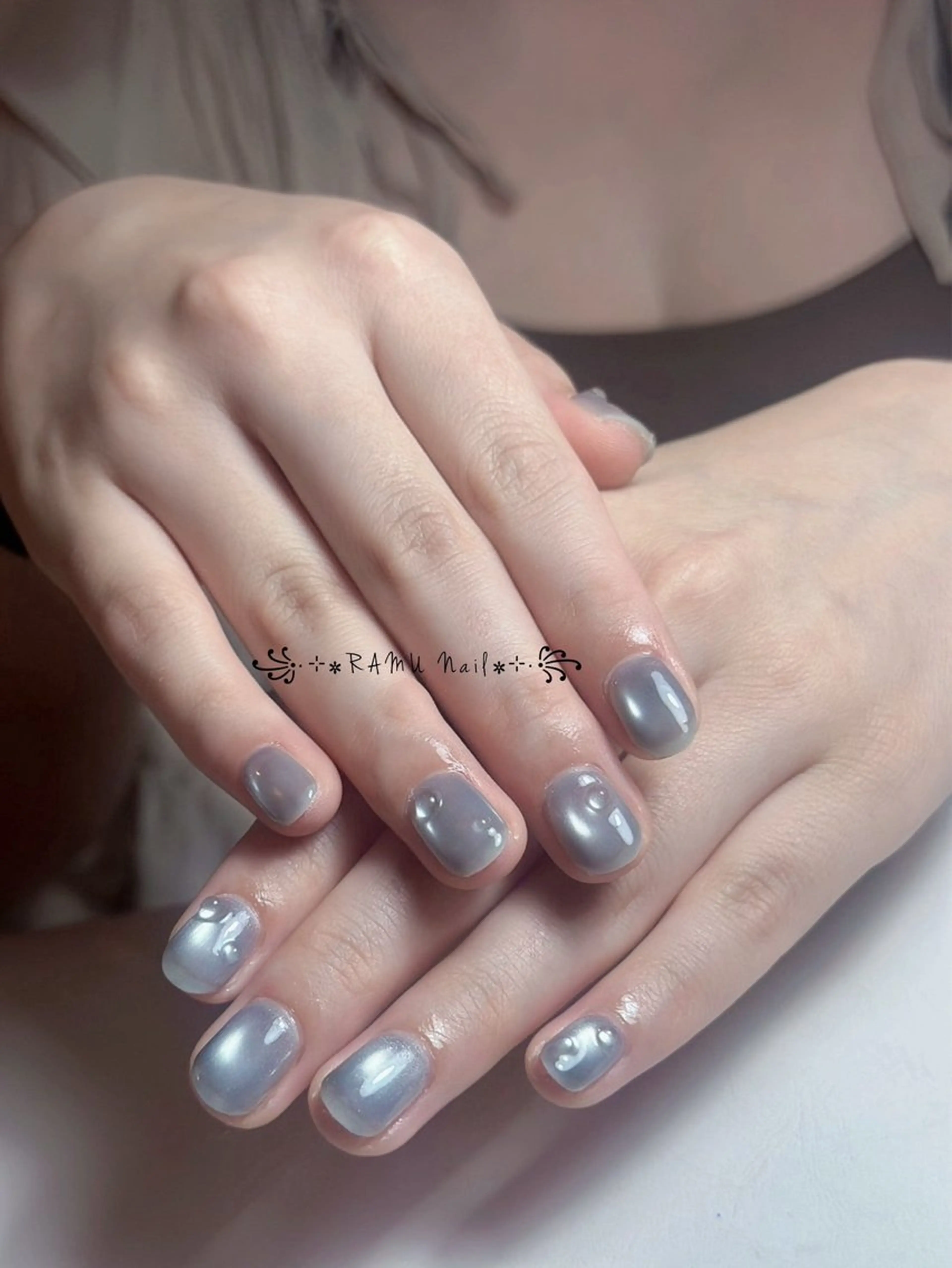 ネイル キラキラネイル マグネットネイル ミラーネイル ピンク 夏ネイル ハンドネイル RAMU Nail 恵比寿店のネイルデザイン