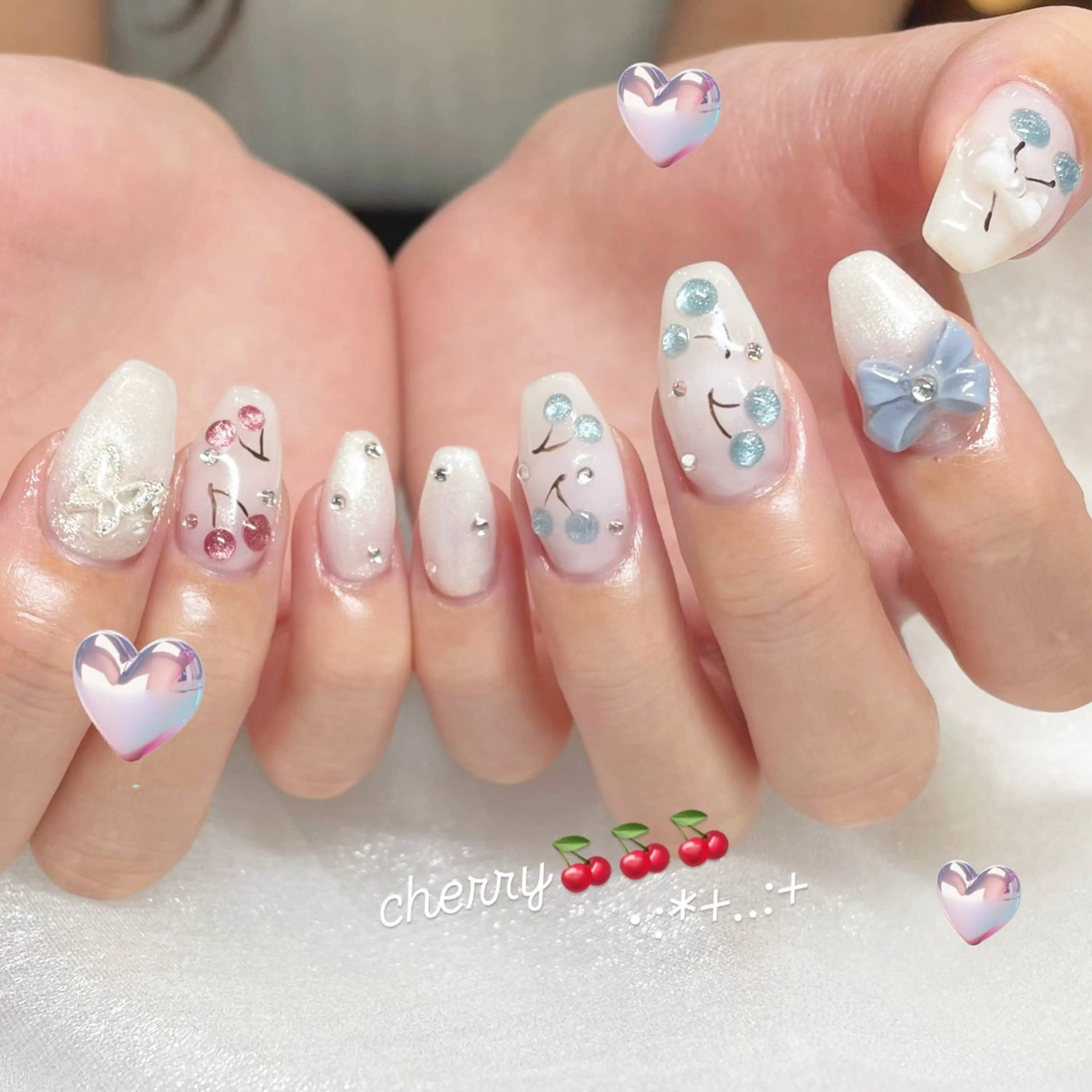 ネイル 氷ネイル・うるうるネイル 水色 マグネットネイル ハンドネイル Tsukahara 🌷仙台PARCOのネイルデザイン