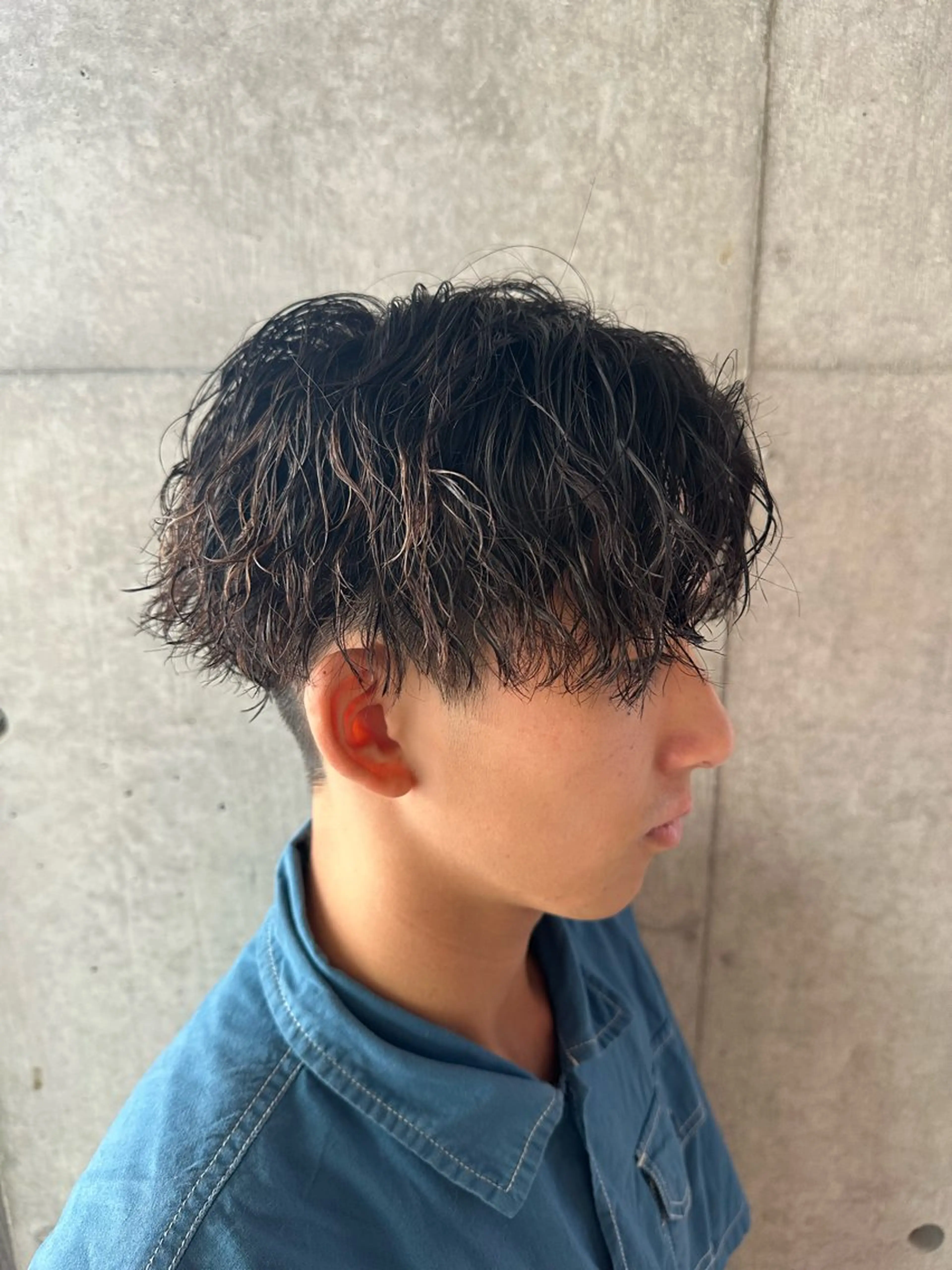 パーマ メンズ メンズ就活ヘア メンズパーマ 波巻きパーマ スパイラルパーマ 心斎橋本町メンズ 美容師ユースケのヘアスタイル