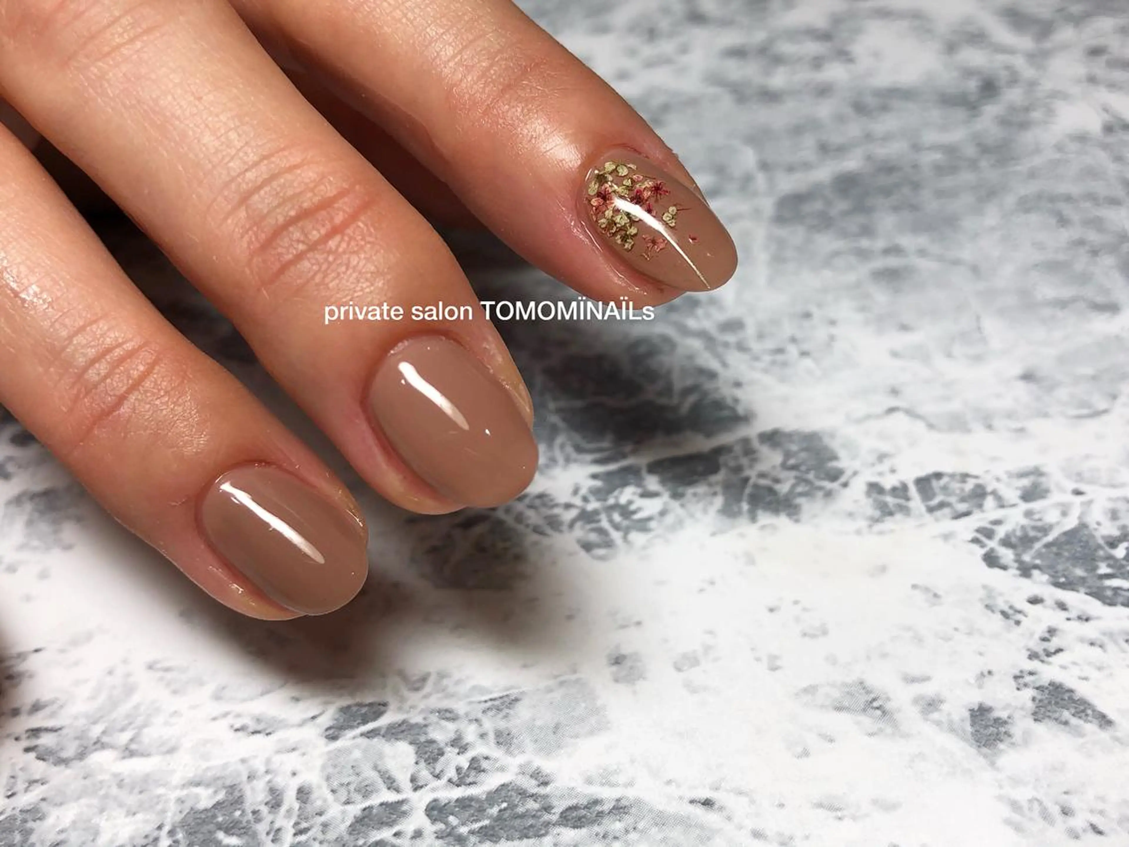 ネイル private salon TOMOMINAILs所属・TOMOMI NAILsのネイルデザイン