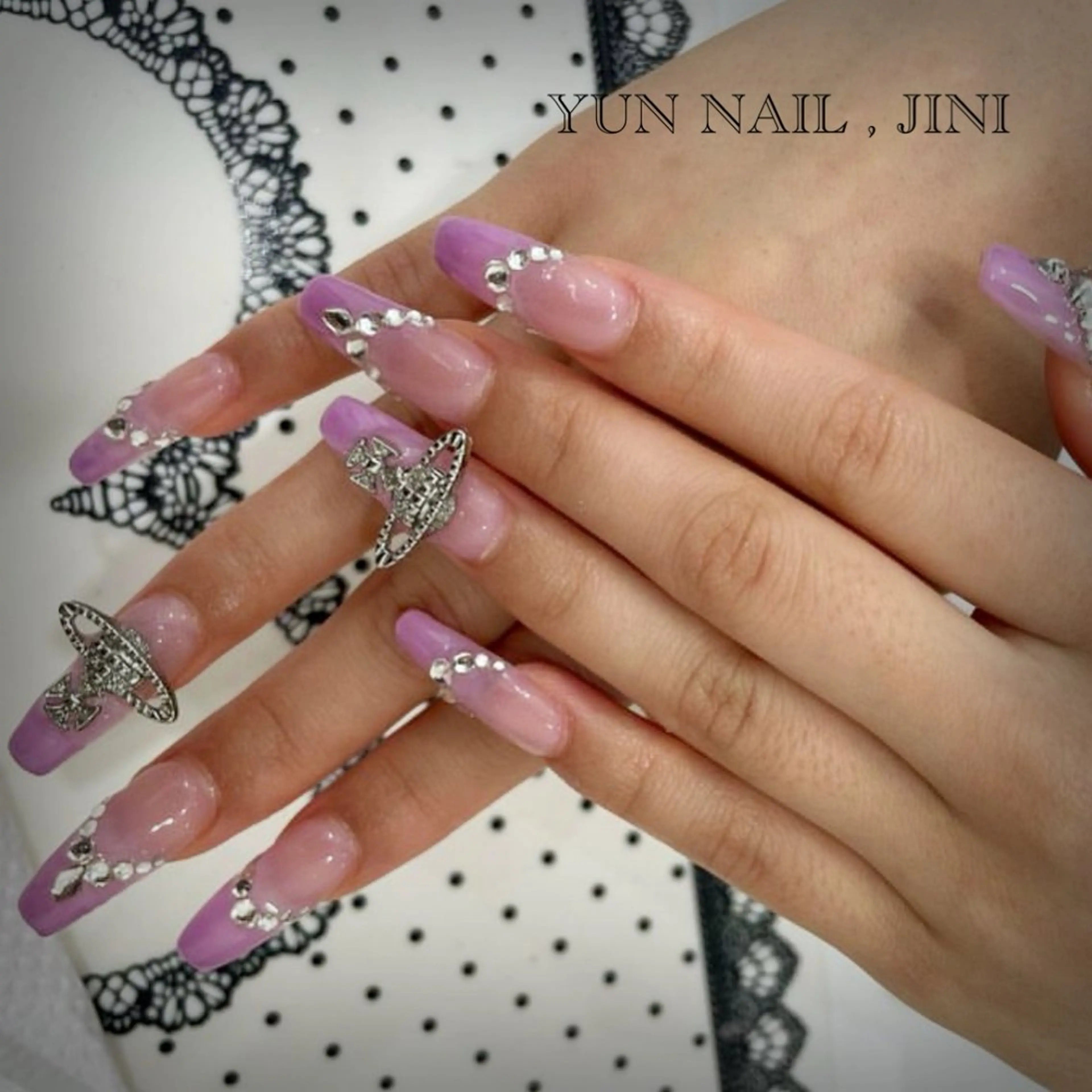 ネイル 🌈Yun nail hyejin💋のネイルデザイン