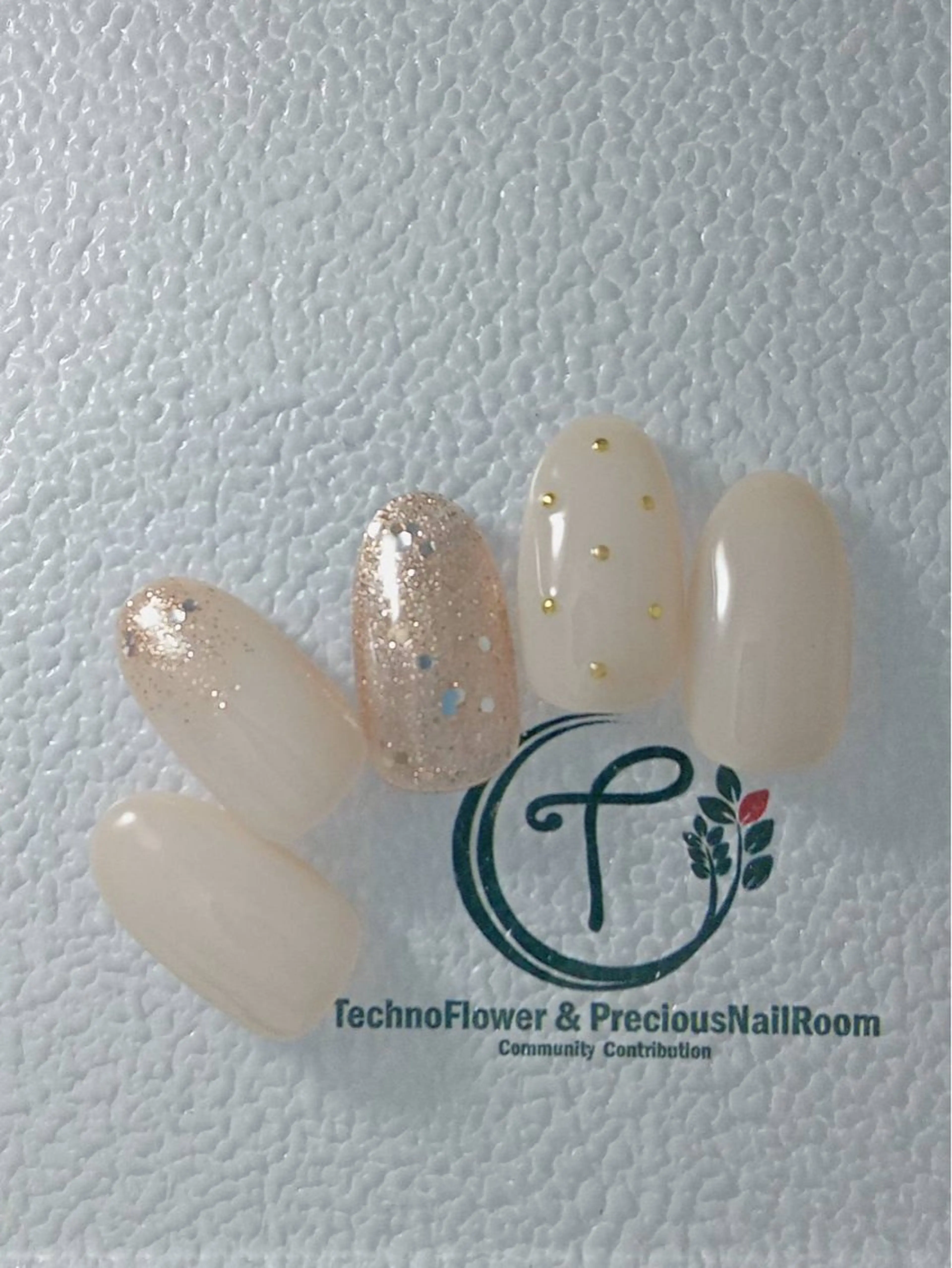 ネイル フラワーネイル precious nail room所属・precious nail  roomのネイルデザイン