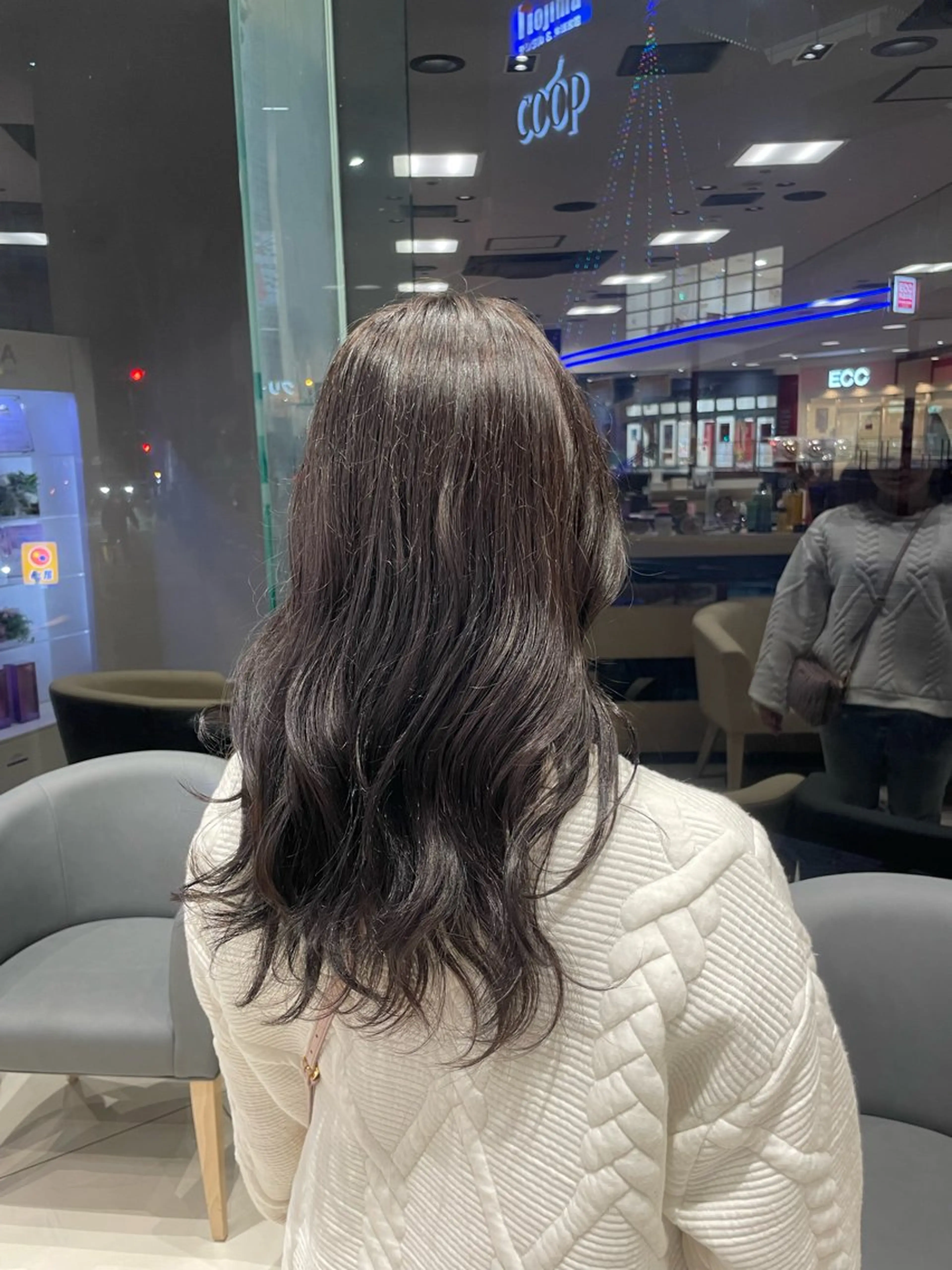 セミロング カラー アッシュ アッシュブラウン ブラウンカラー ヘアカラー クロスパーマ/うる艶 カラー/Kurumiのヘアスタイル