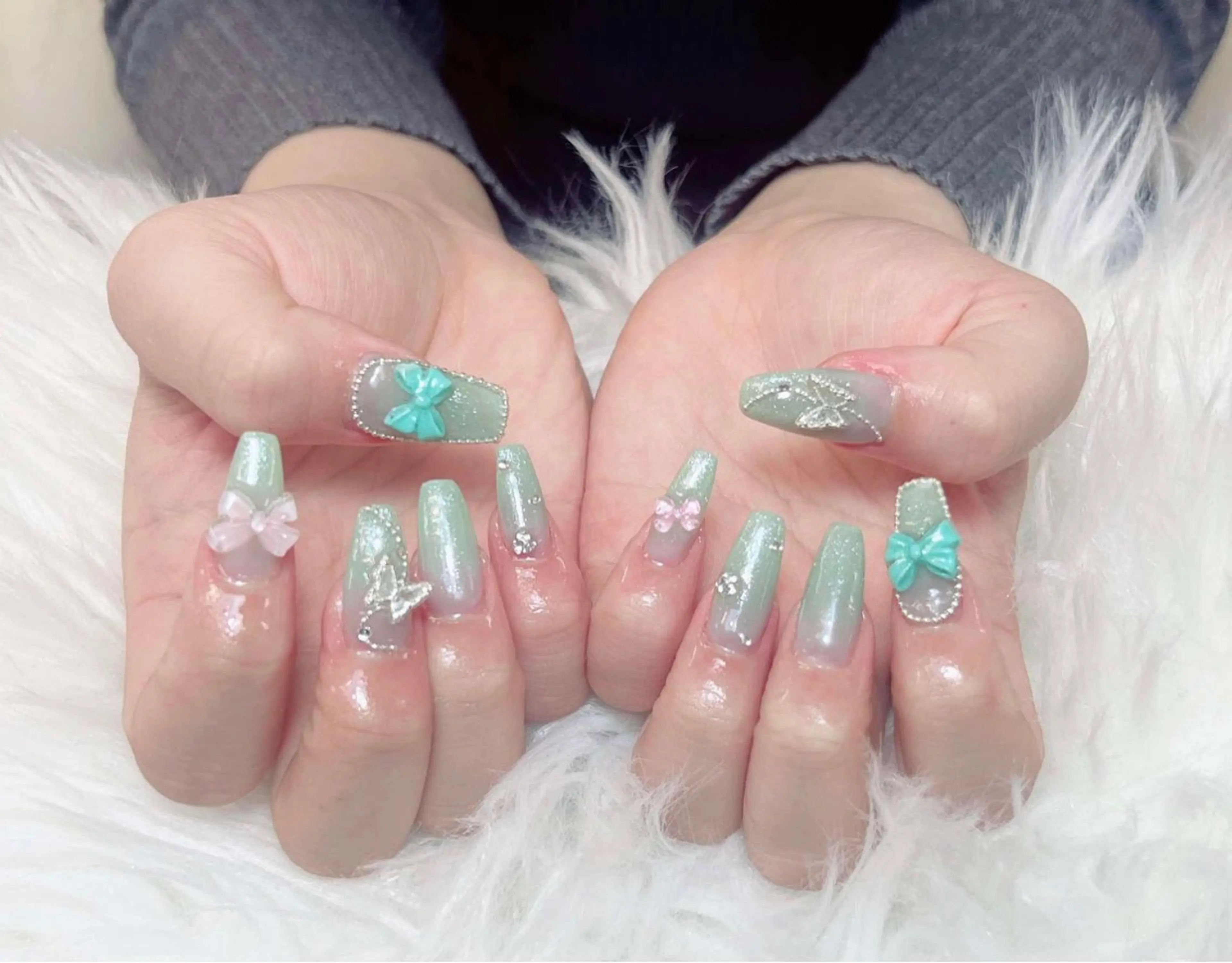 ネイル グリーン ハンドネイル ハンドケア Anh Nail 歌舞伎町のネイルデザイン