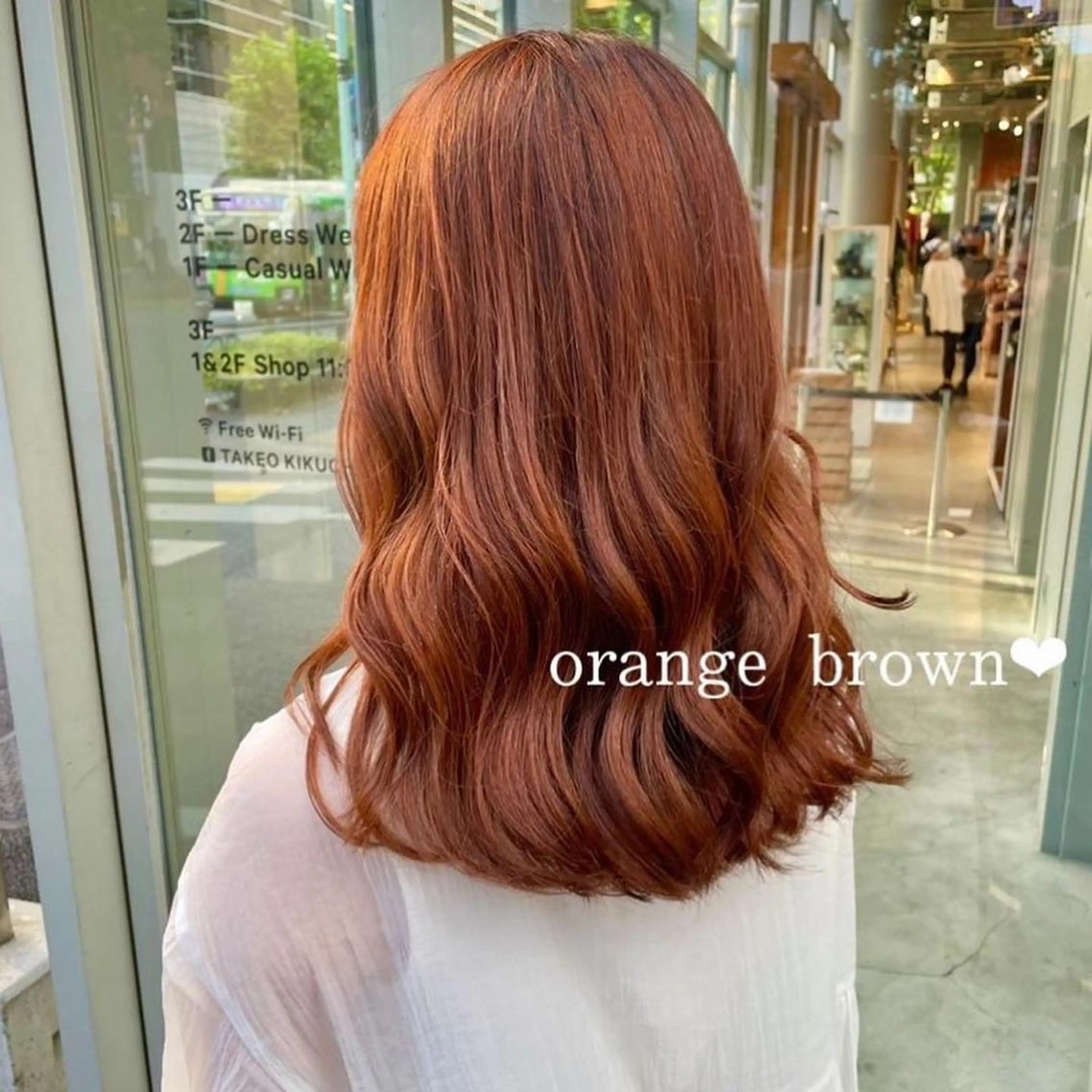 セミロング ブリーチなし暖色 💗AKARI💗のヘアスタイル