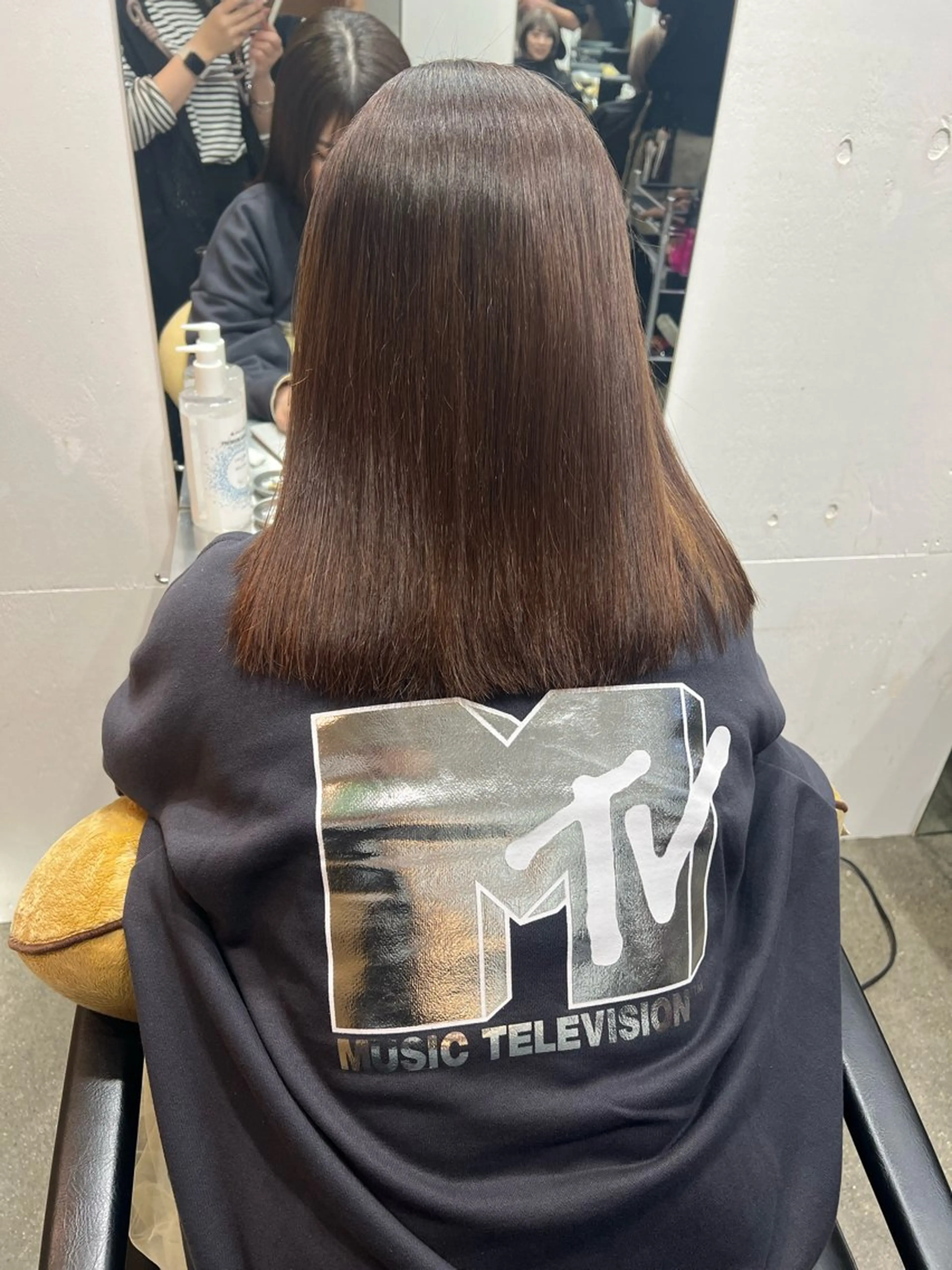 セミロング 縮毛矯正 酸性ストレート ヘアカラー トリートメント ✨髪質改善矯正× ブリーチ✨YU-KIのヘアスタイル