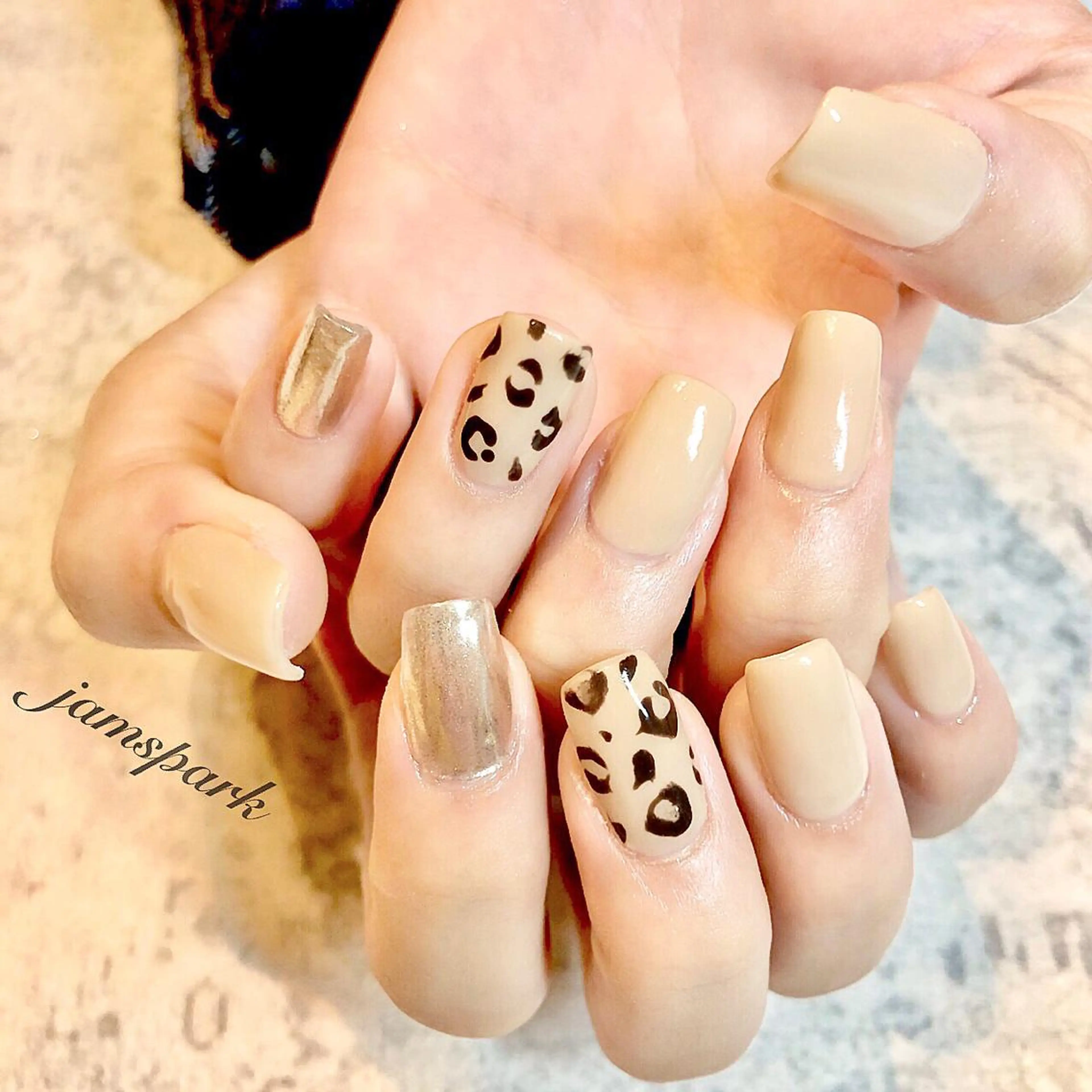 ネイル アニマル柄 アートネイル 長さ出し ジェルネイル ミラーネイル ハンドネイル jamspark ✨のネイルデザイン