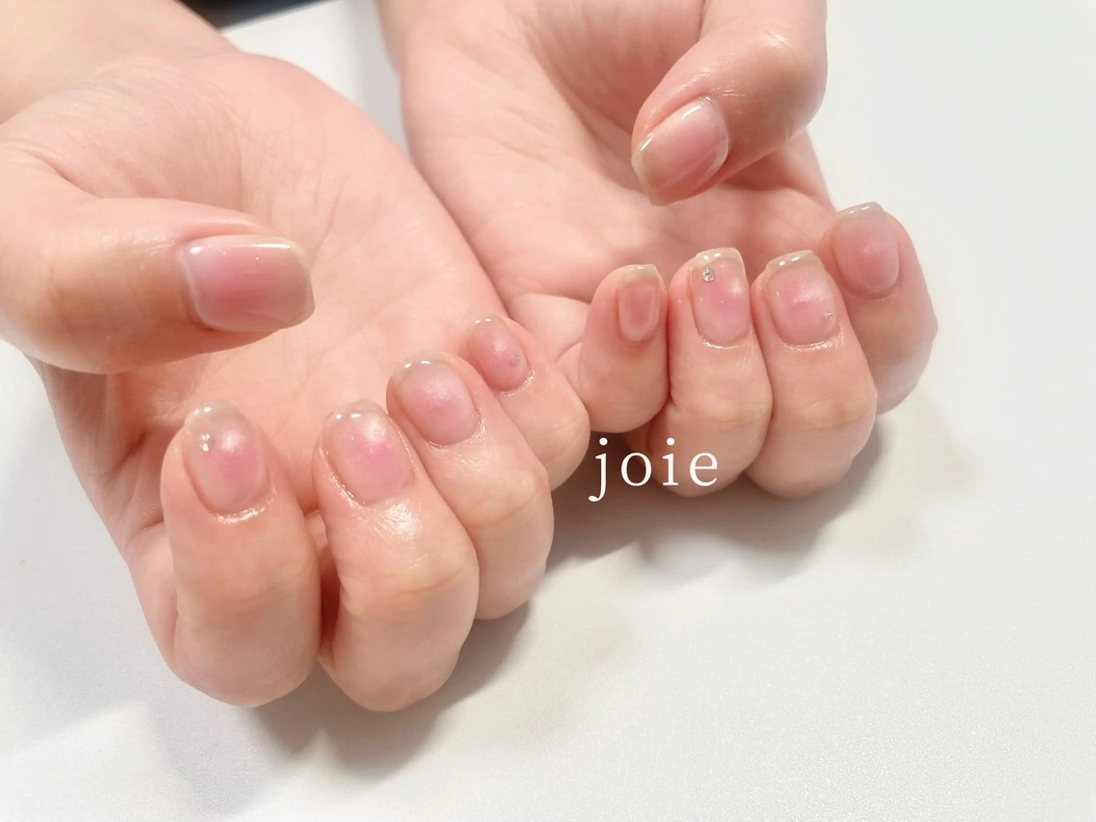 ネイル チークネイル キラキラネイル マグネットネイル オフィスネイル ストーンネイル Nailist Mikuのネイルデザイン