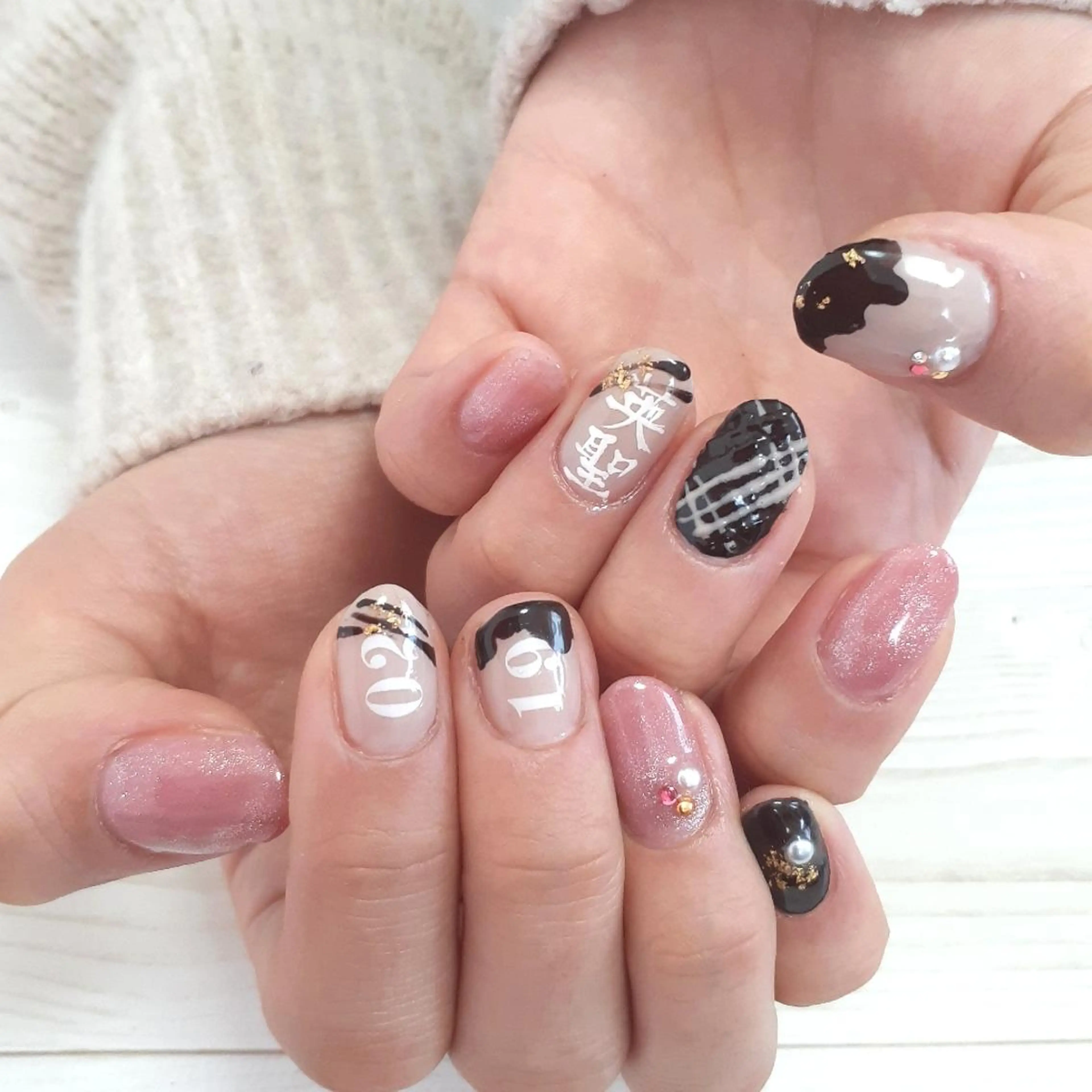 ネイル バレンタイン ハンドネイル 池元 真由美のネイルデザイン