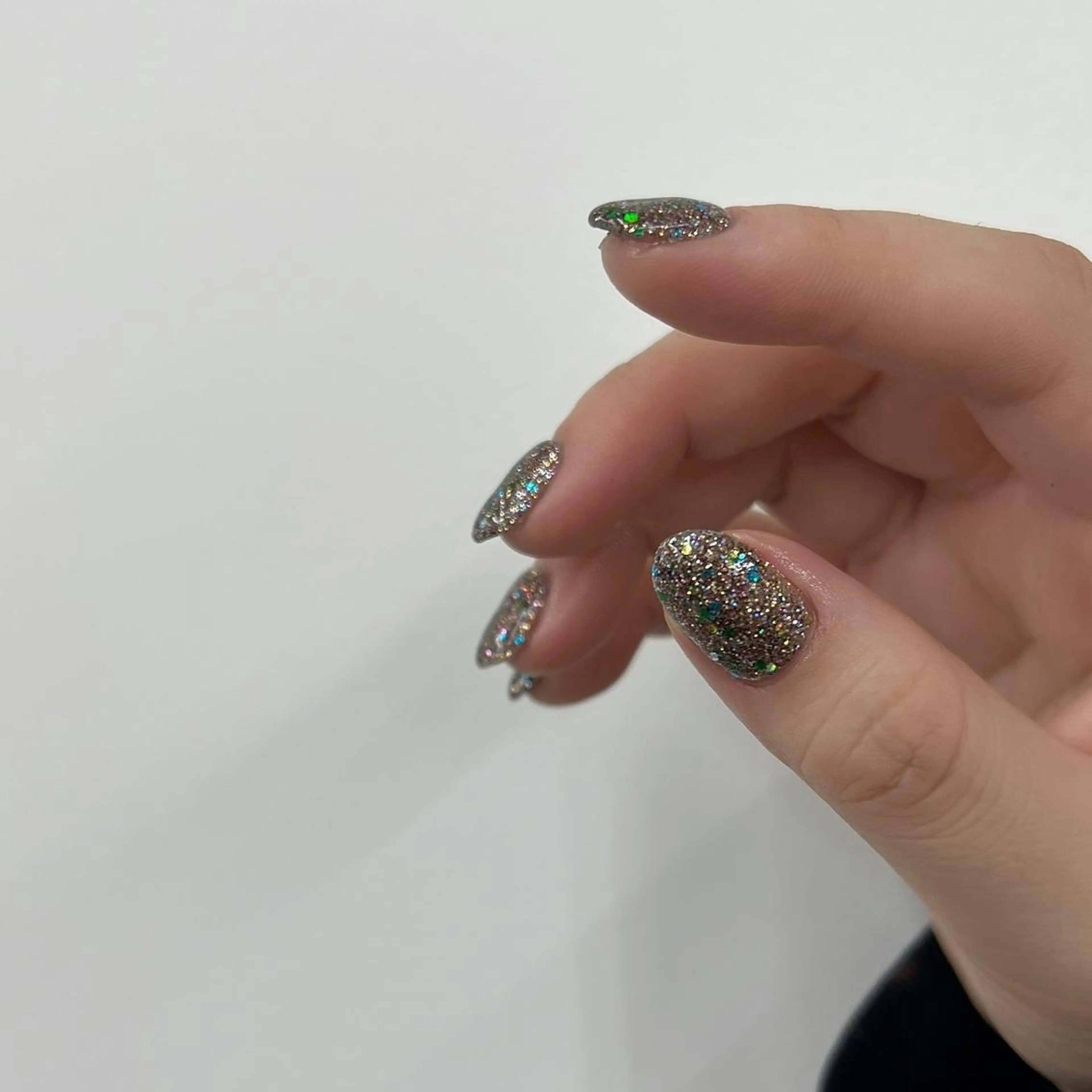 ネイル 持ち込み Nico所属・Nico🌛 Karenのネイルデザイン