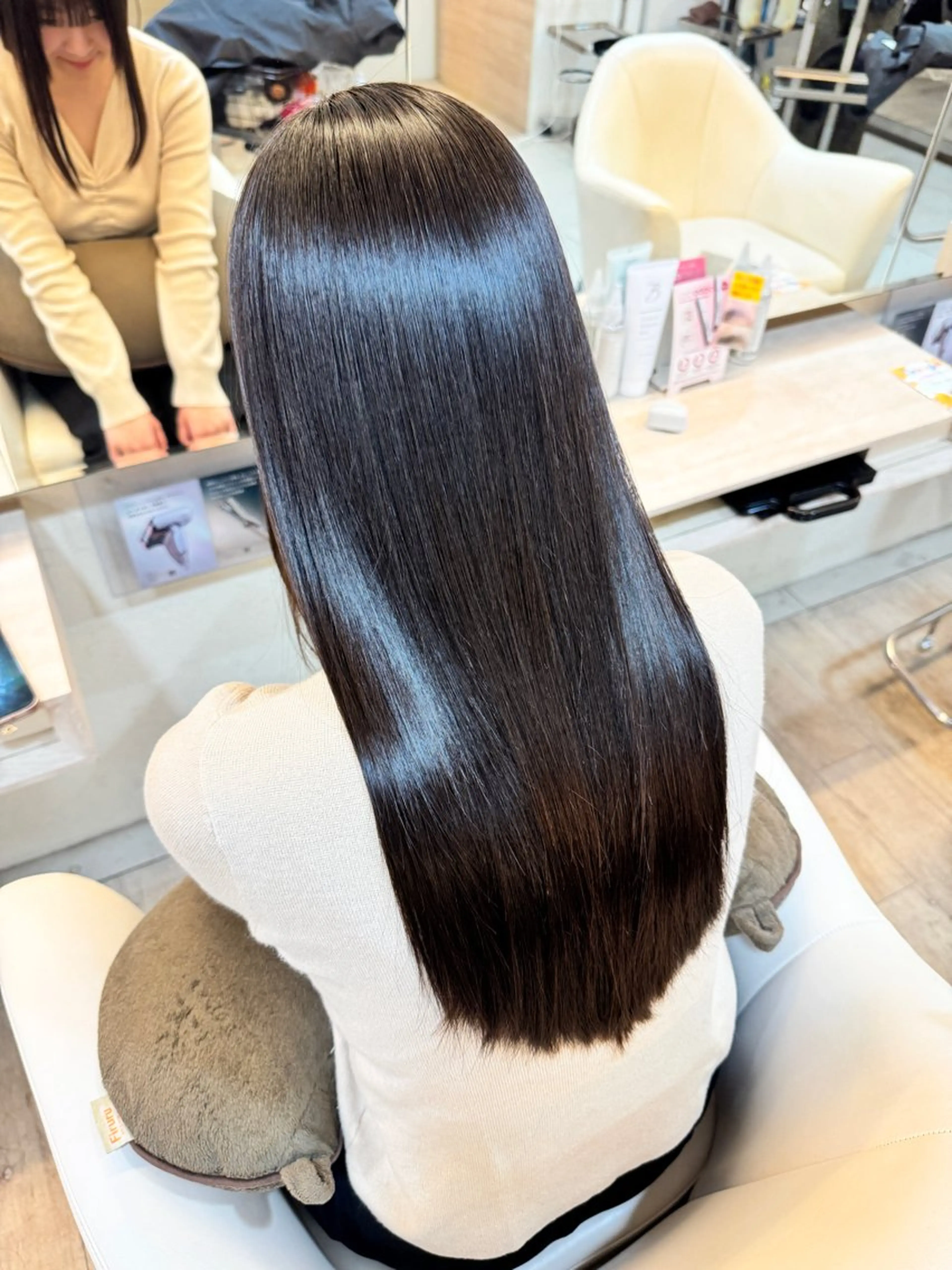 ロング カット 縮毛矯正 トリートメント 💎髪質改善💎艶髪 💎ブリーチ💎津村のヘアスタイル