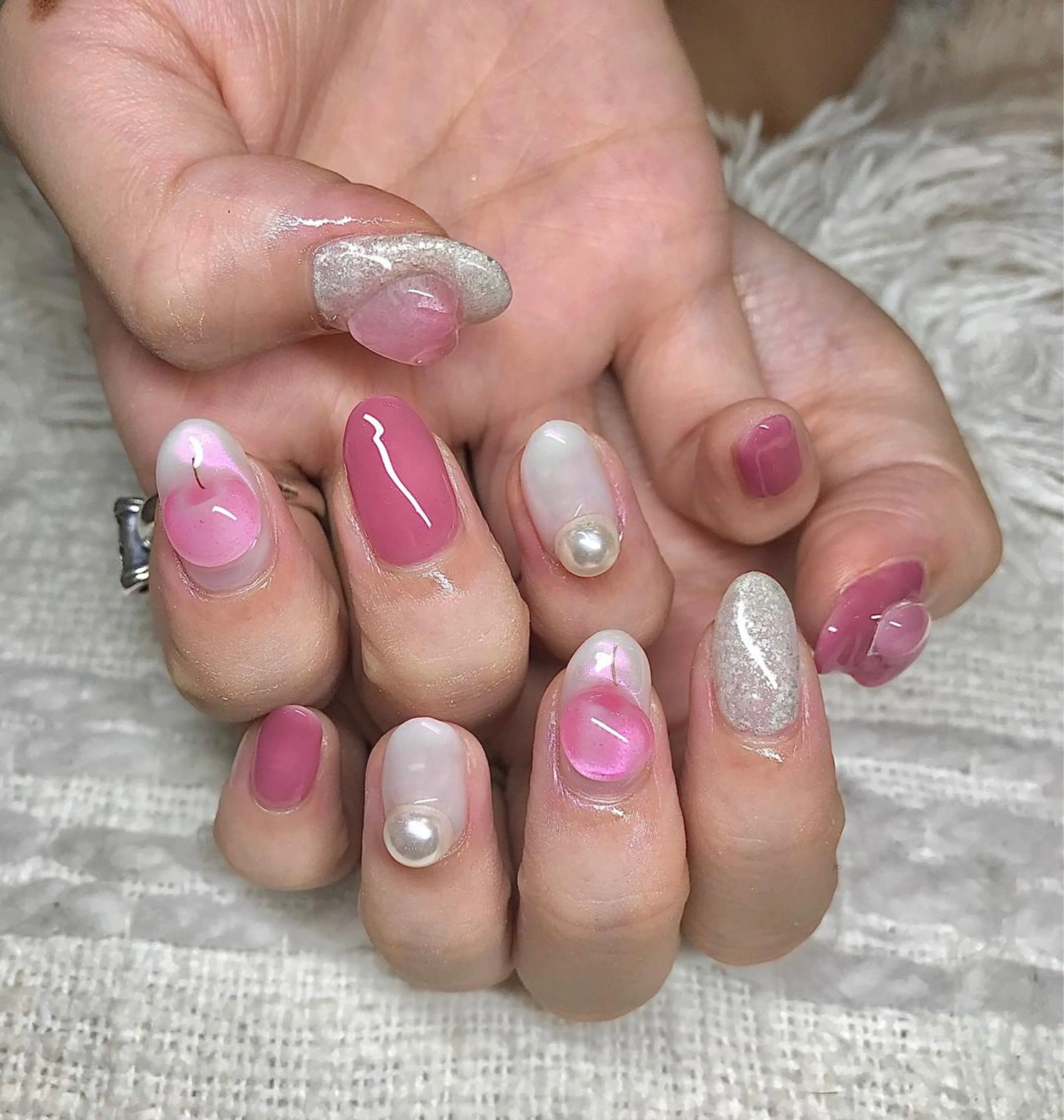 ミディアム カラー パーマ ヘアアレンジ ネイル マツエク・マツパ ハート nail&eye Aoのマツエク・マツパデザイン