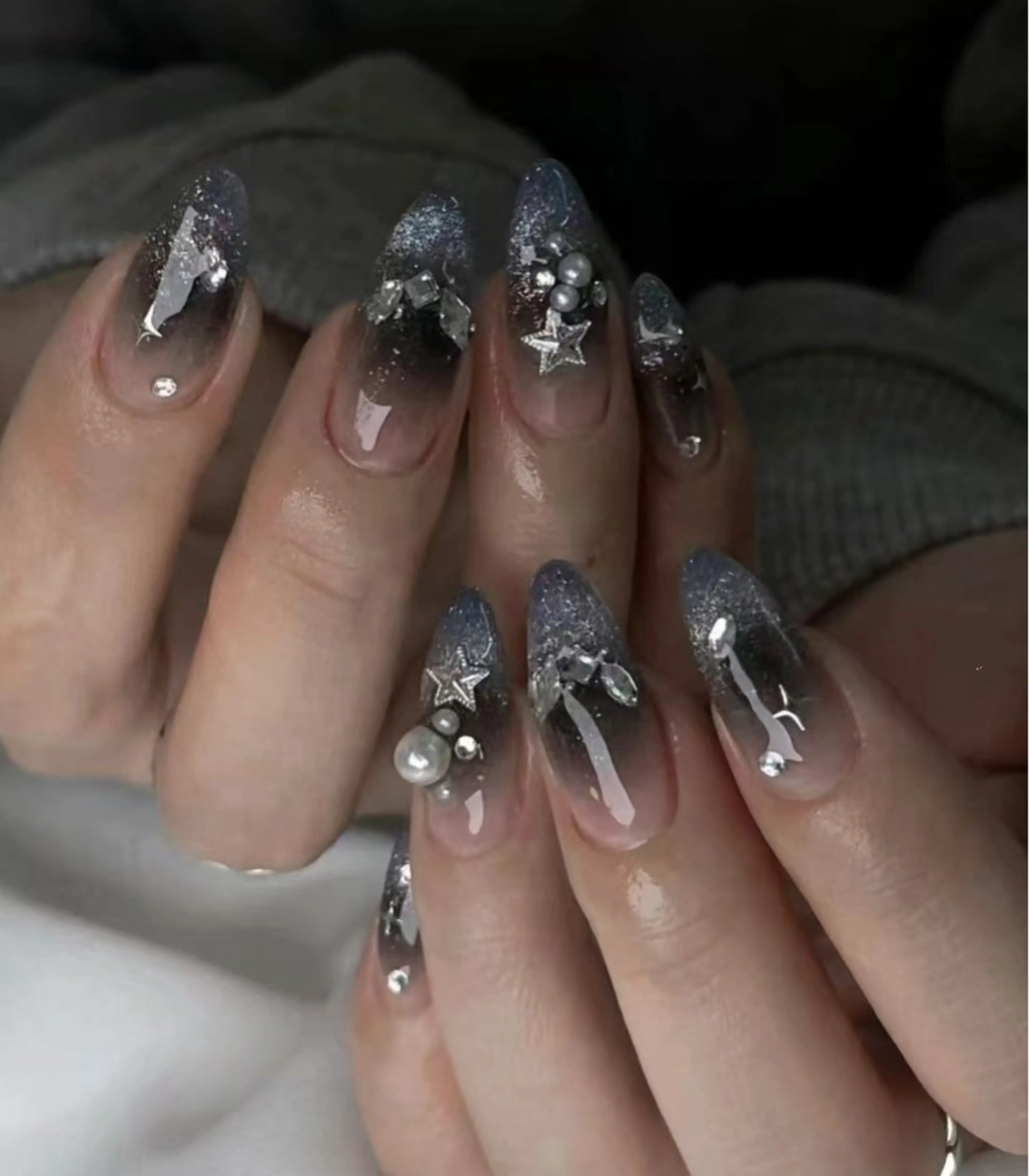 ネイル オーロラネイル フラワーネイル フットネイル フレンチネイル ジェルネイル ハンドネイル BabyYouMi ねねのネイルデザイン