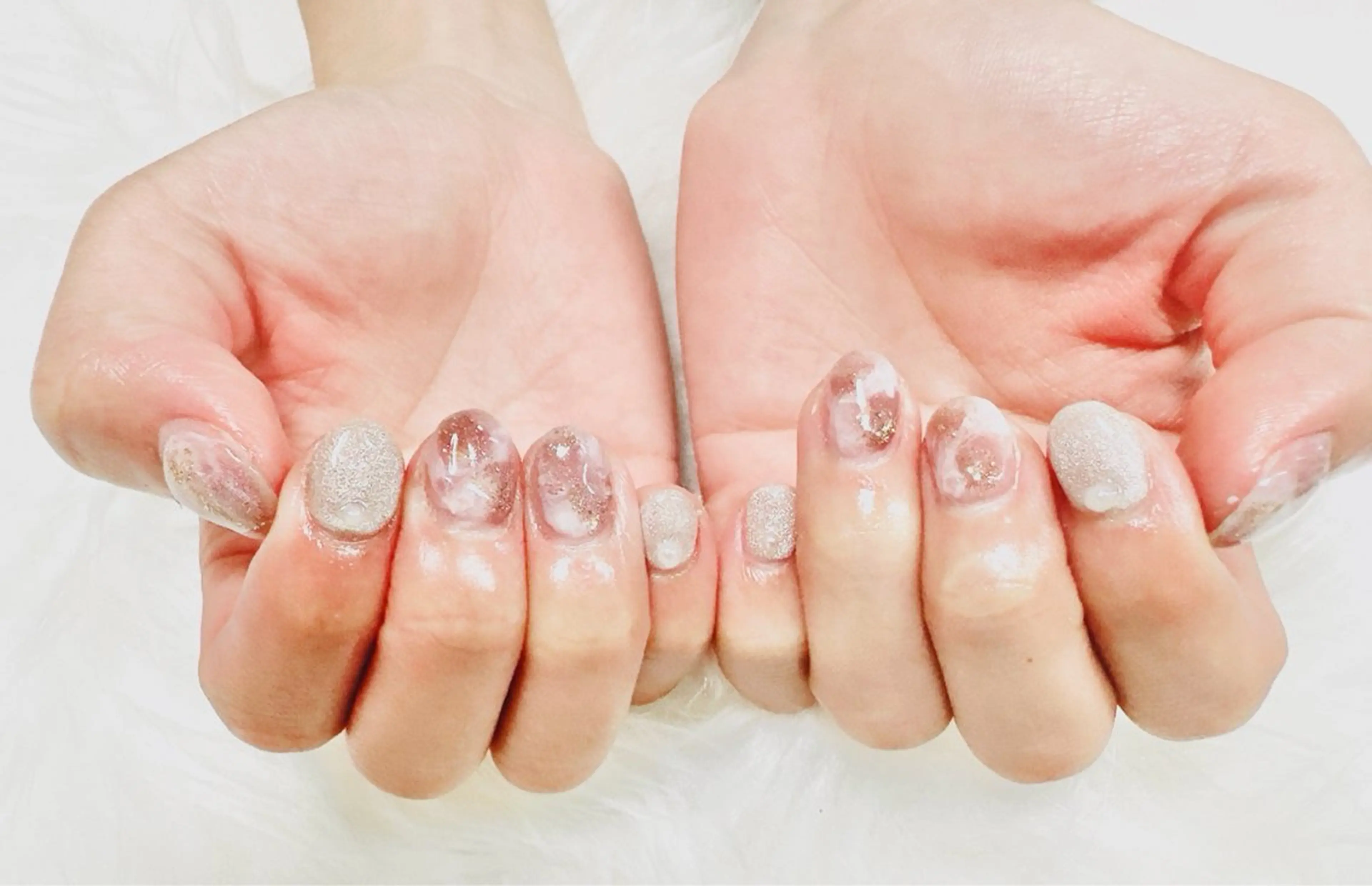 ネイル マグネットネイル ニュアンスネイル nailsalon oluoluのネイルデザイン